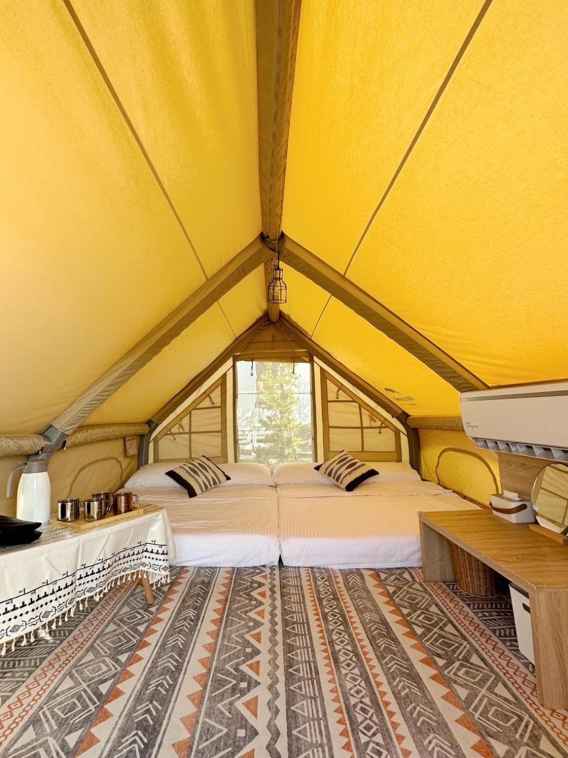 Tent - Photo 3