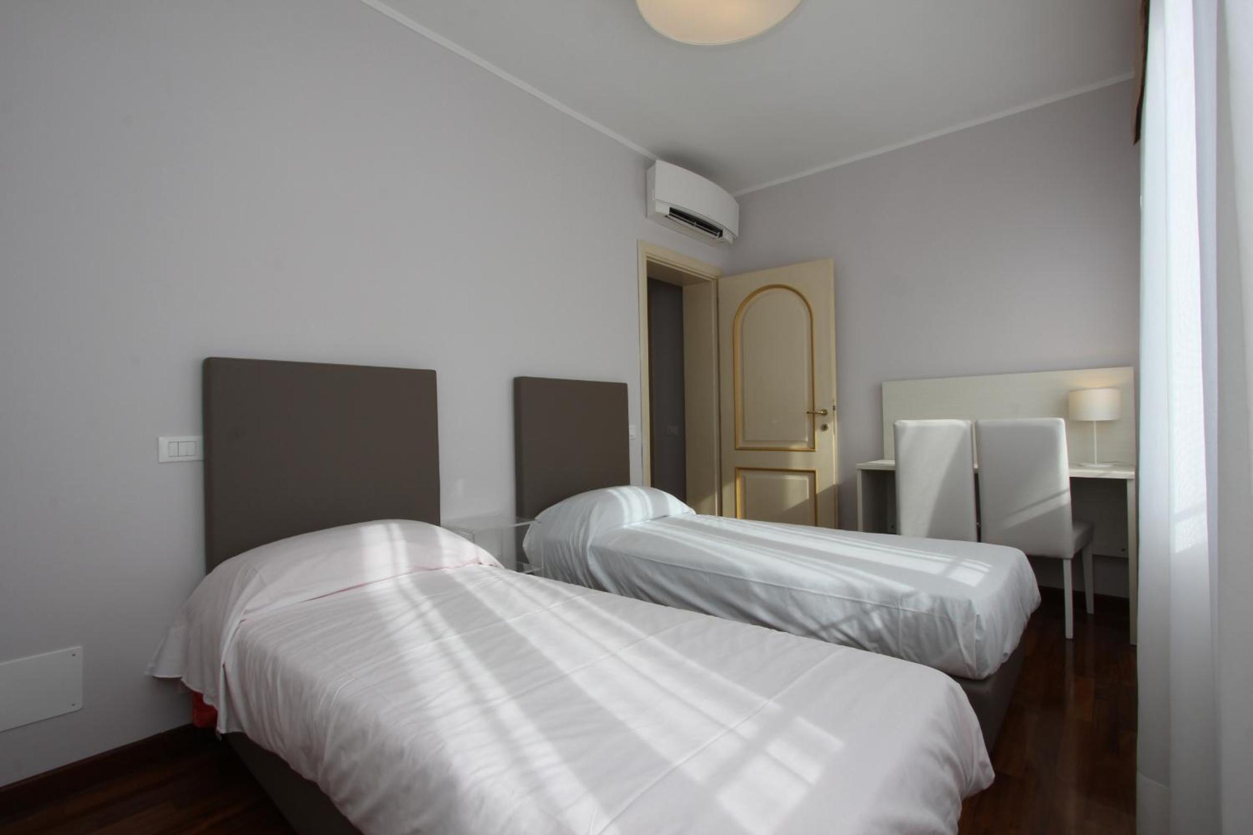 Splendid Two Bedroom Apartment With City View photo 3