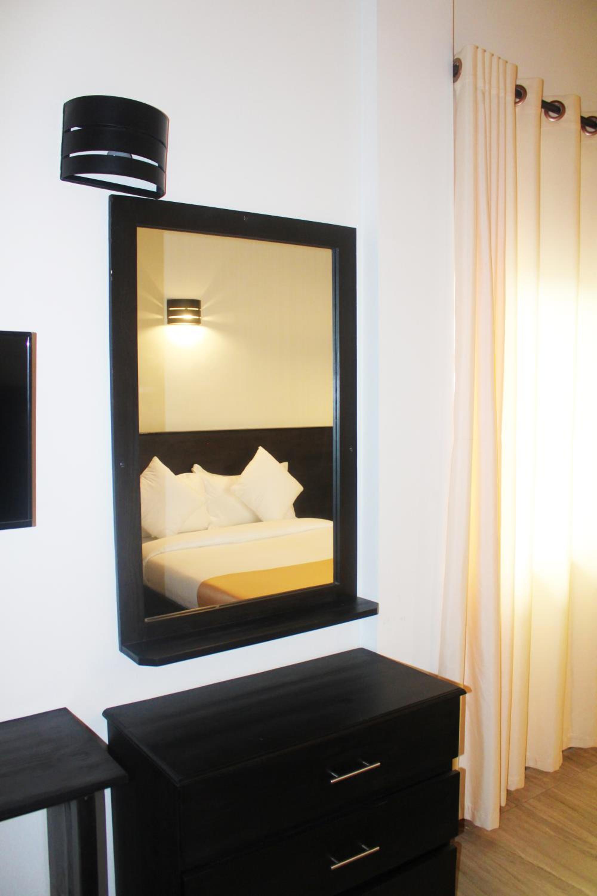 Deluxe Double Room - Photo 3