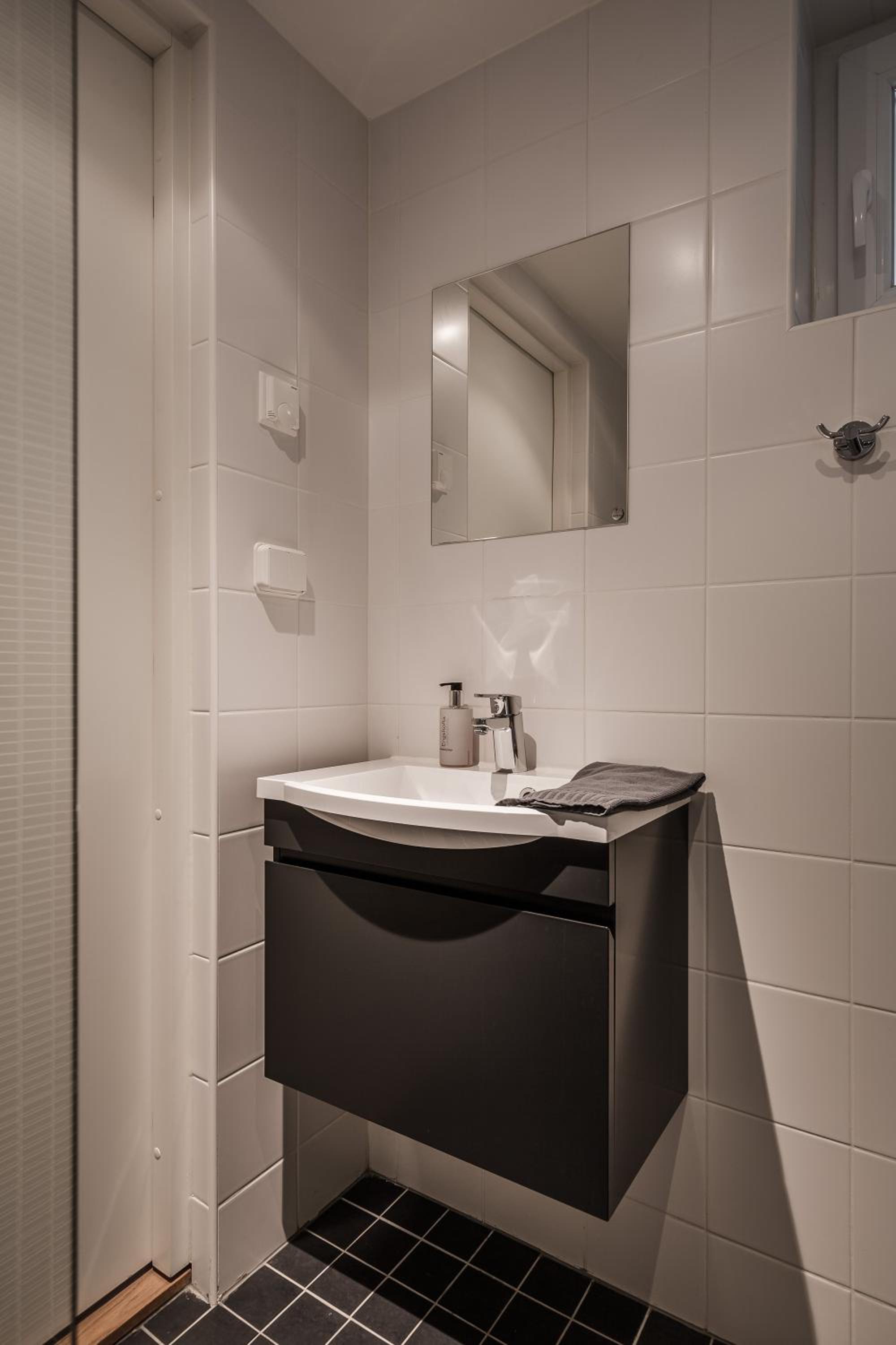 Apartment With Balcony - Economy - Photo 5
