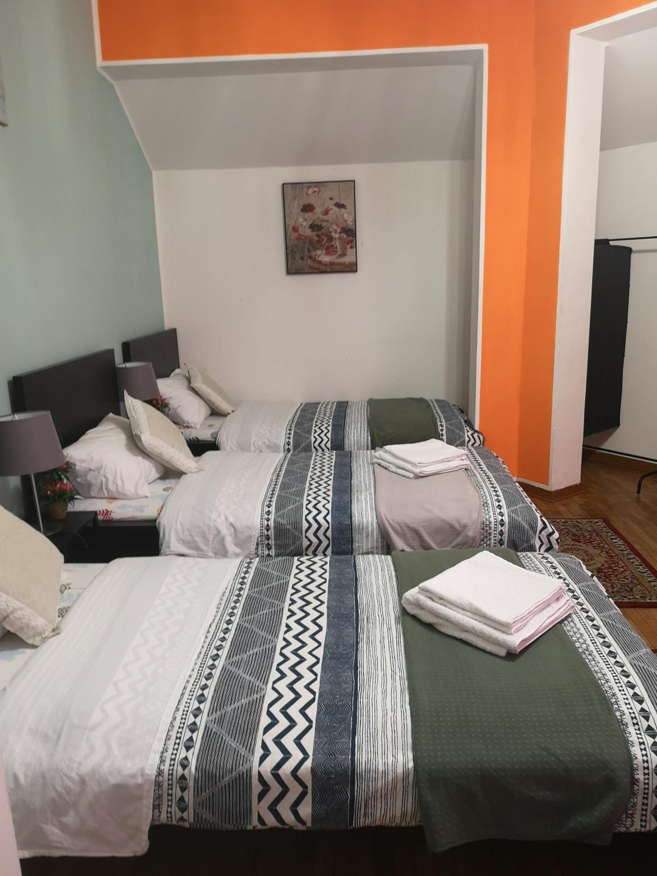 Economy Triple Room with Shared Bathroom