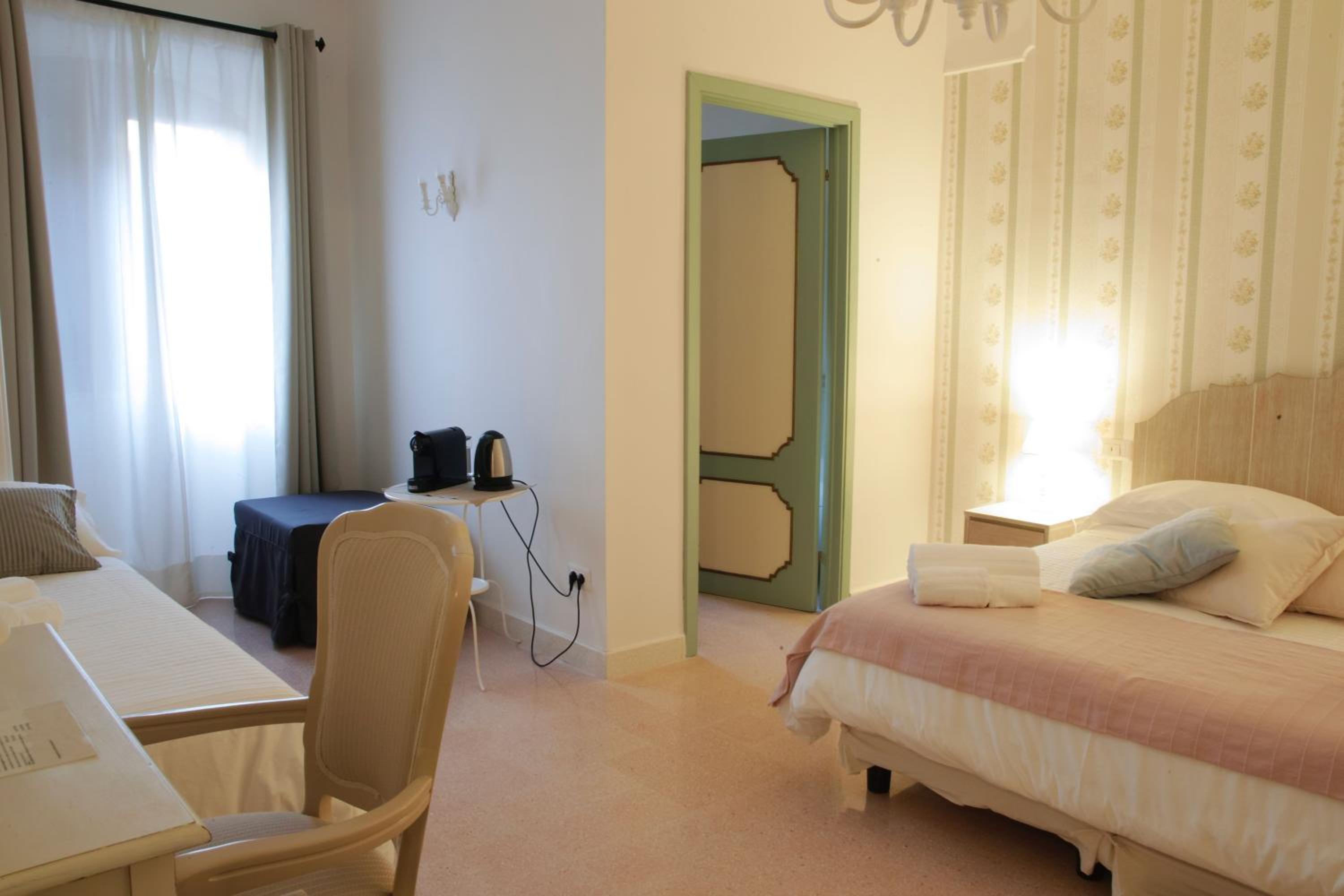Standard Quadruple Room photo 1