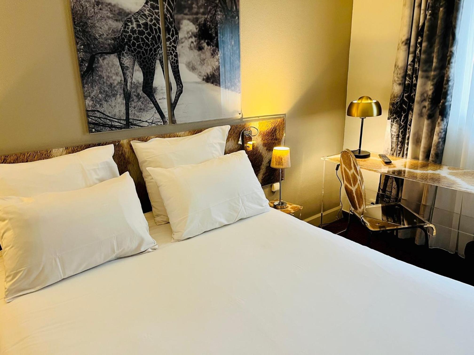 Classic Double Room - Photo 8