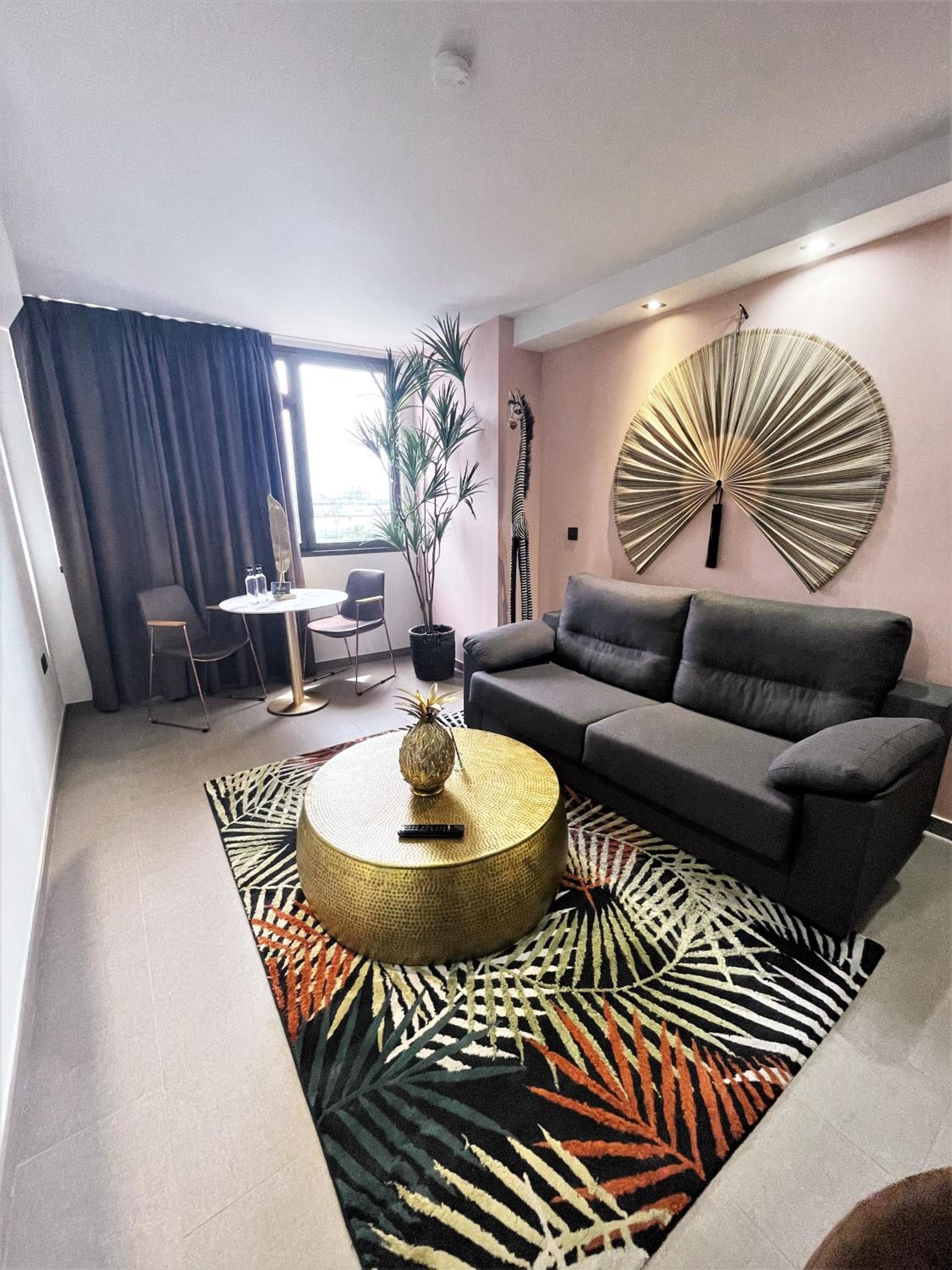 Apartamento de Lujo de Una Habitación con Vista a la Bahía.