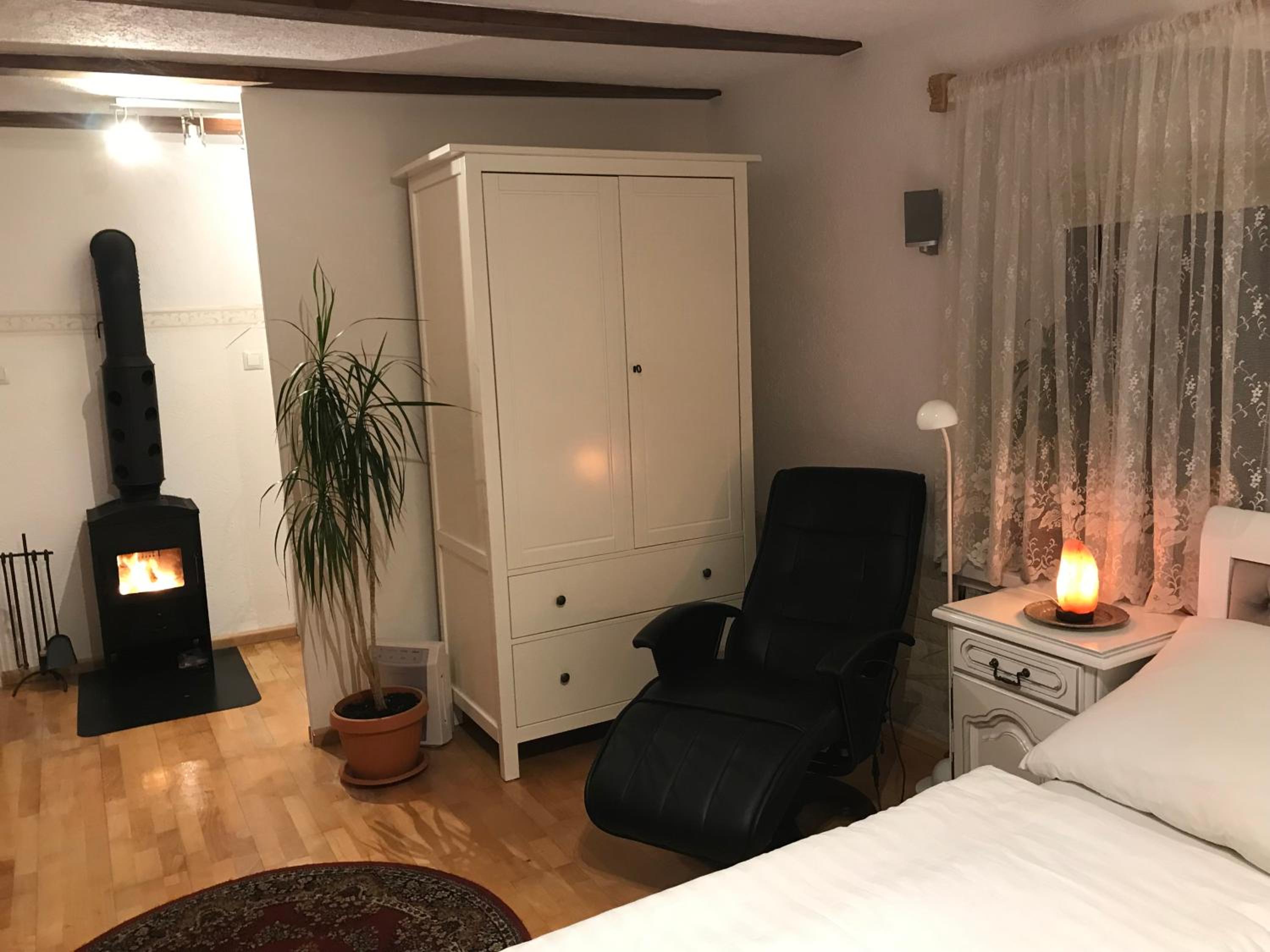 One-Bedroom Apartment photo 3