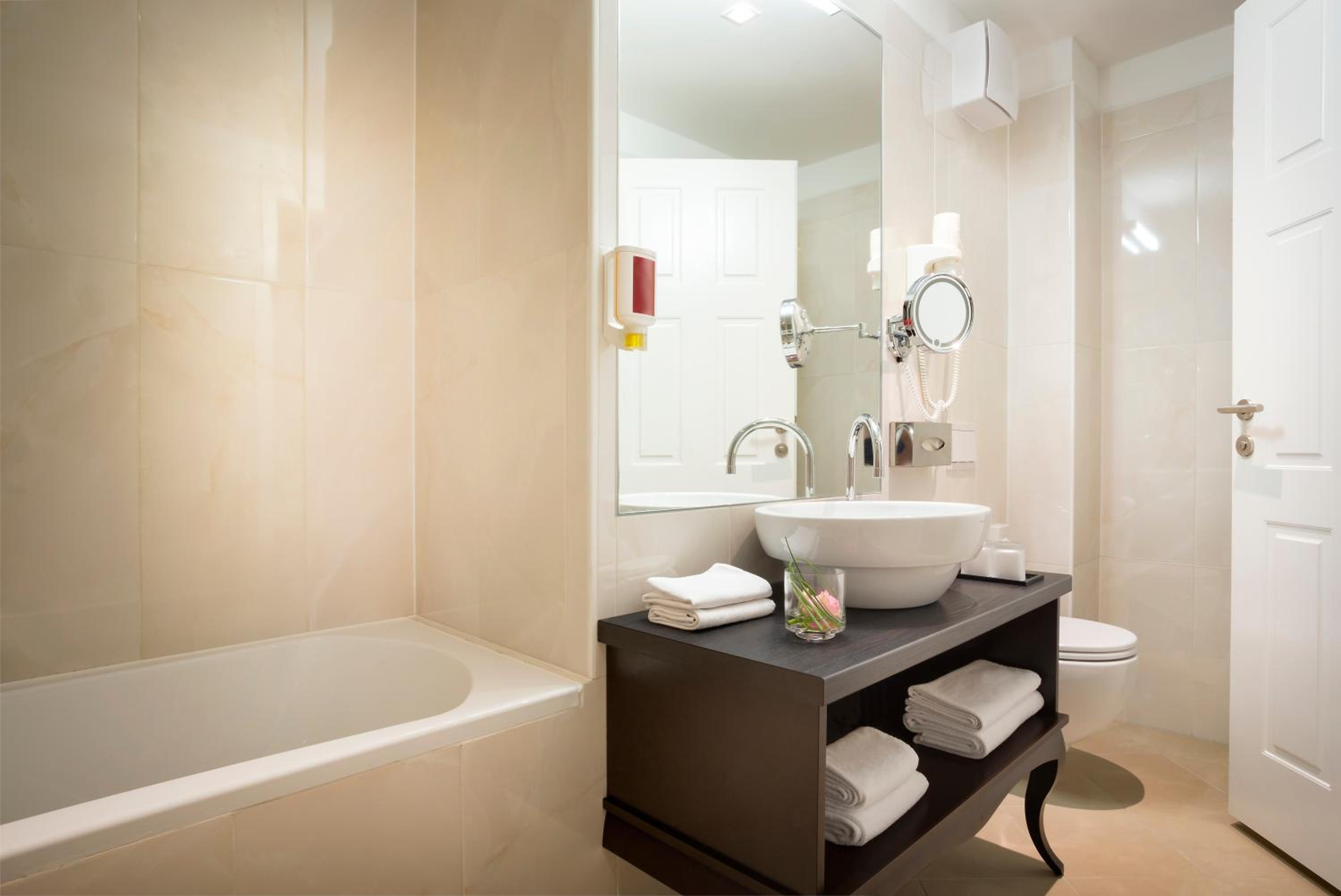 Superior Double with Sea View - Photo 3