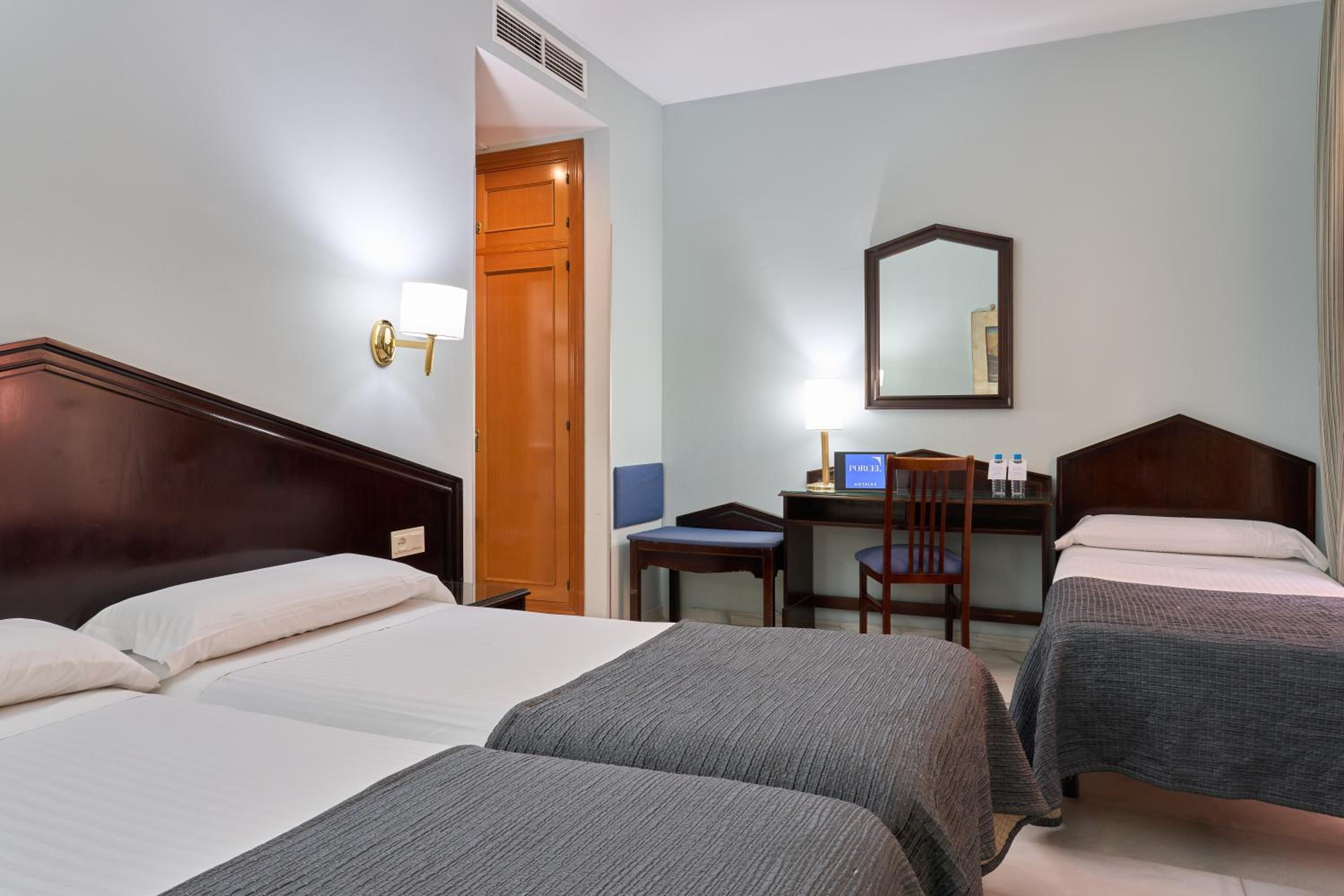 Triple Room (3 Adults)