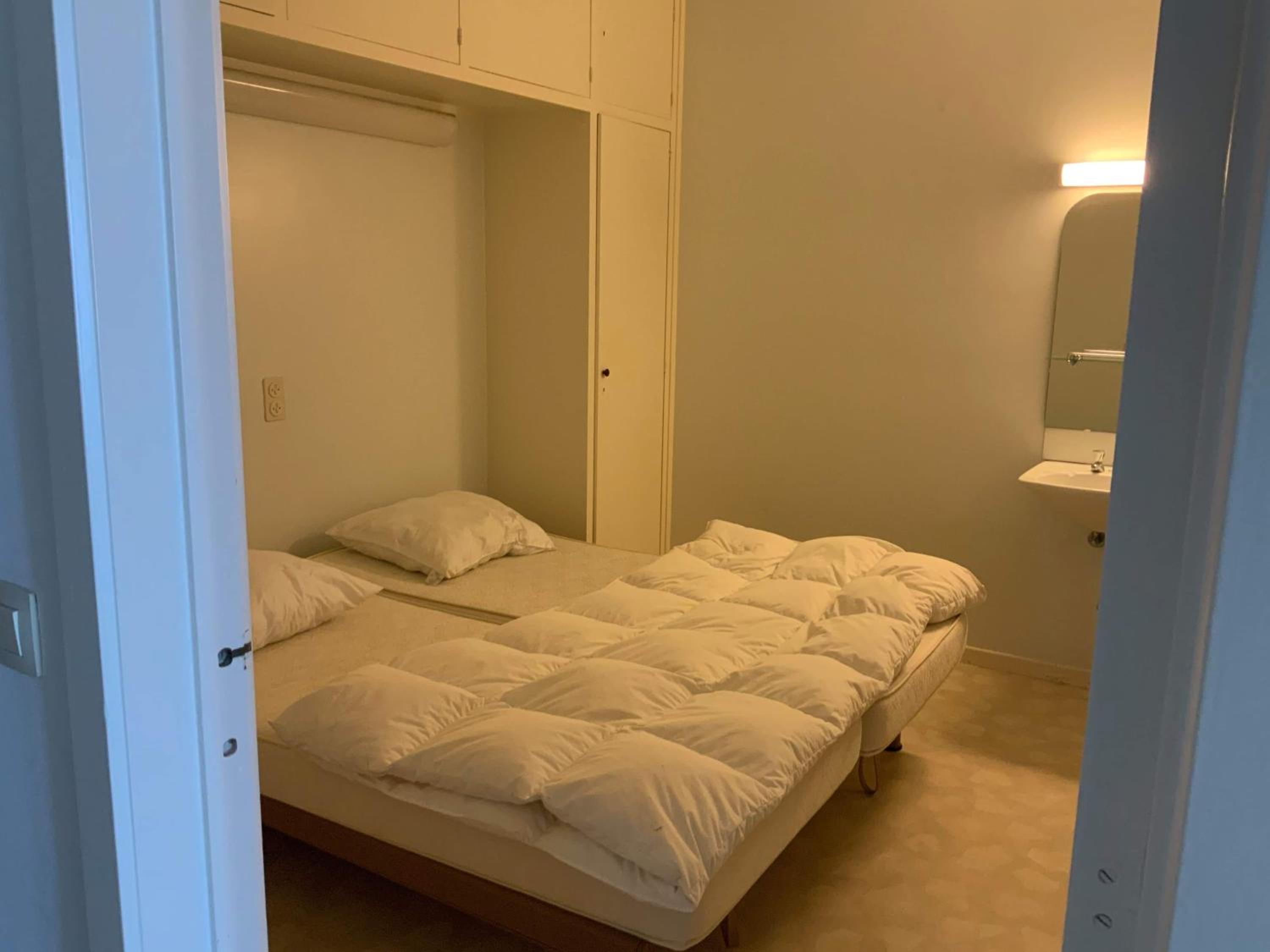 Three-Bedroom Apartment photo 2