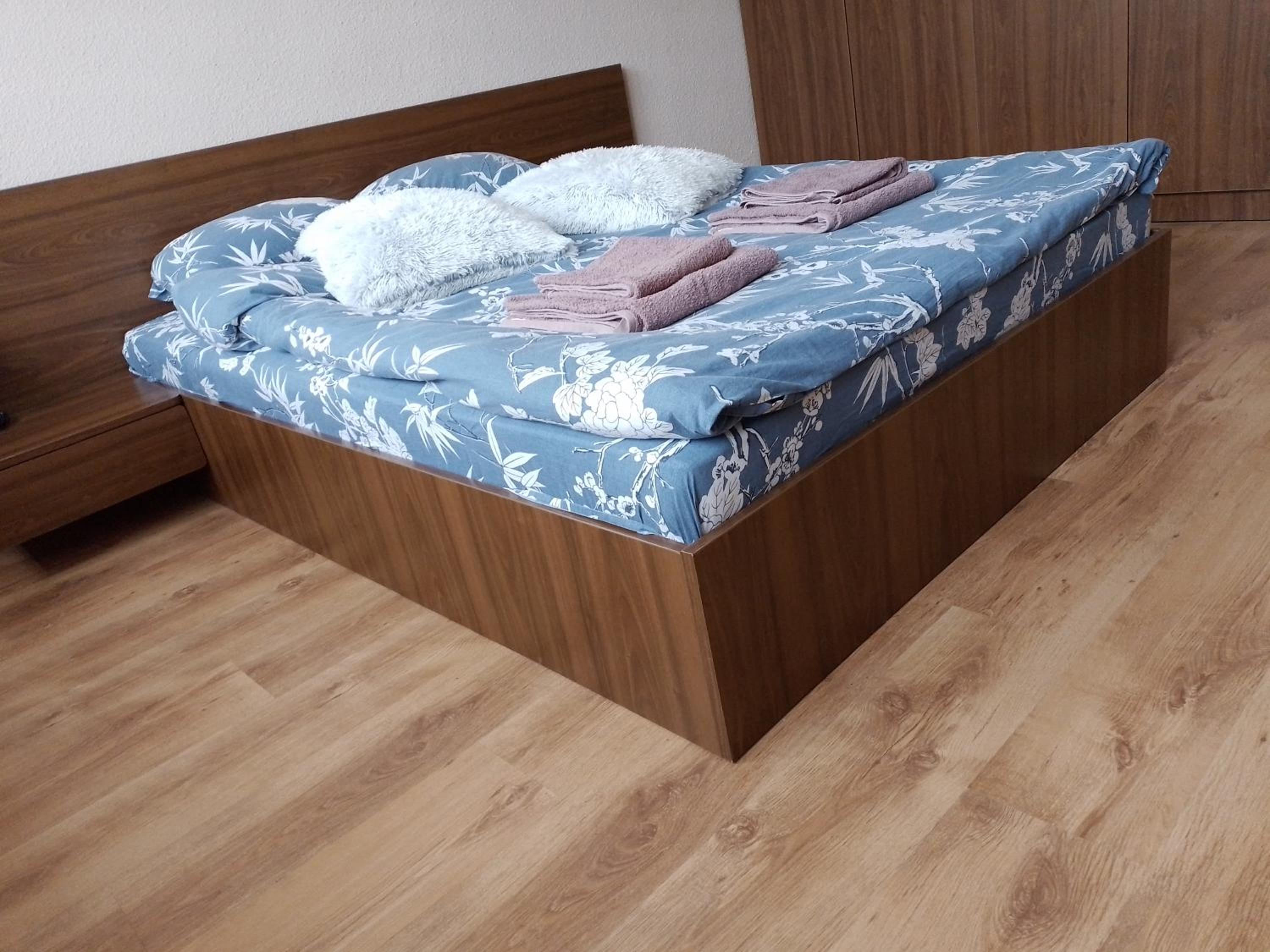 One-Bedroom Apartment - Photo 34