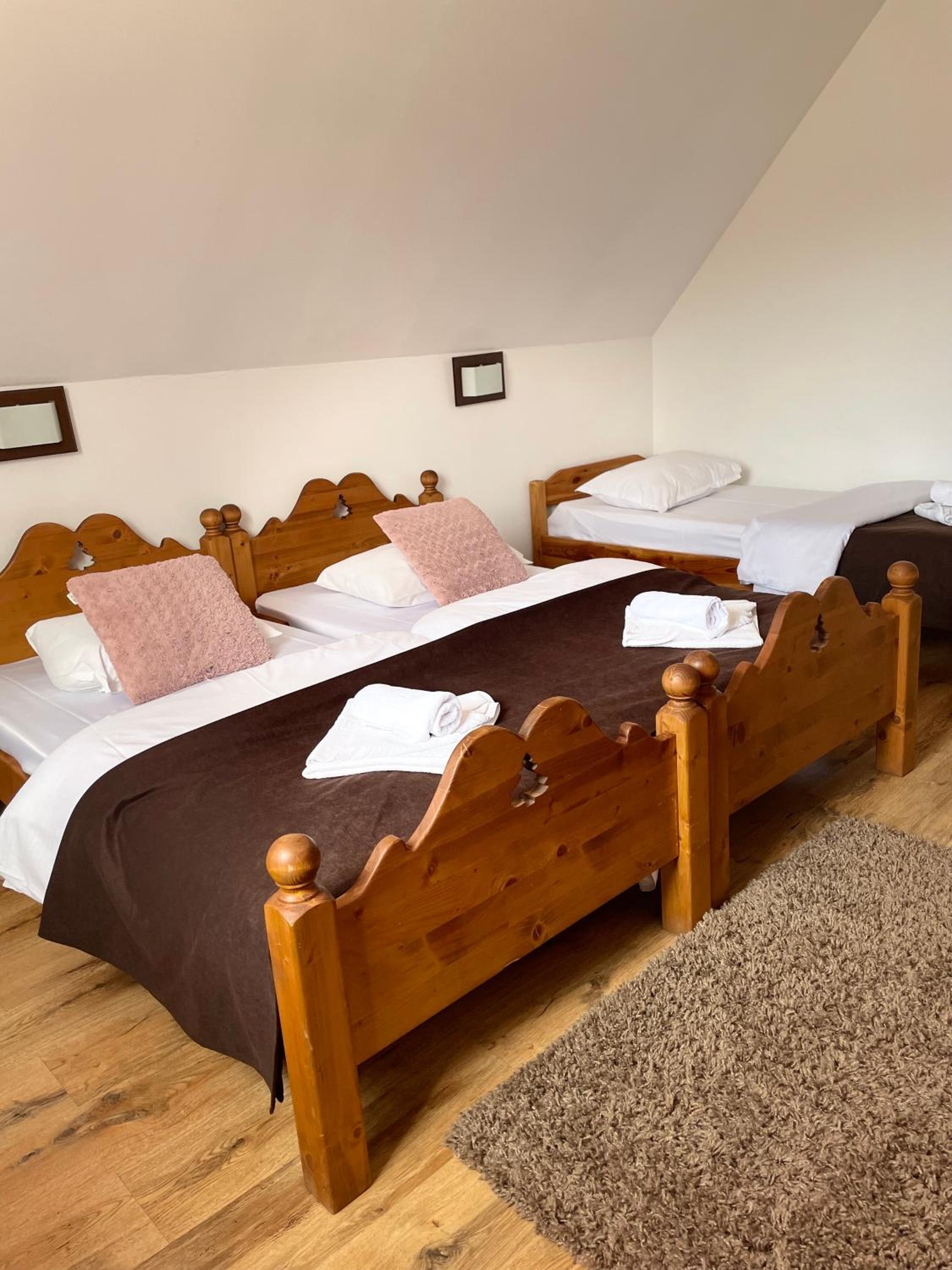 Classic Triple Room photo 2