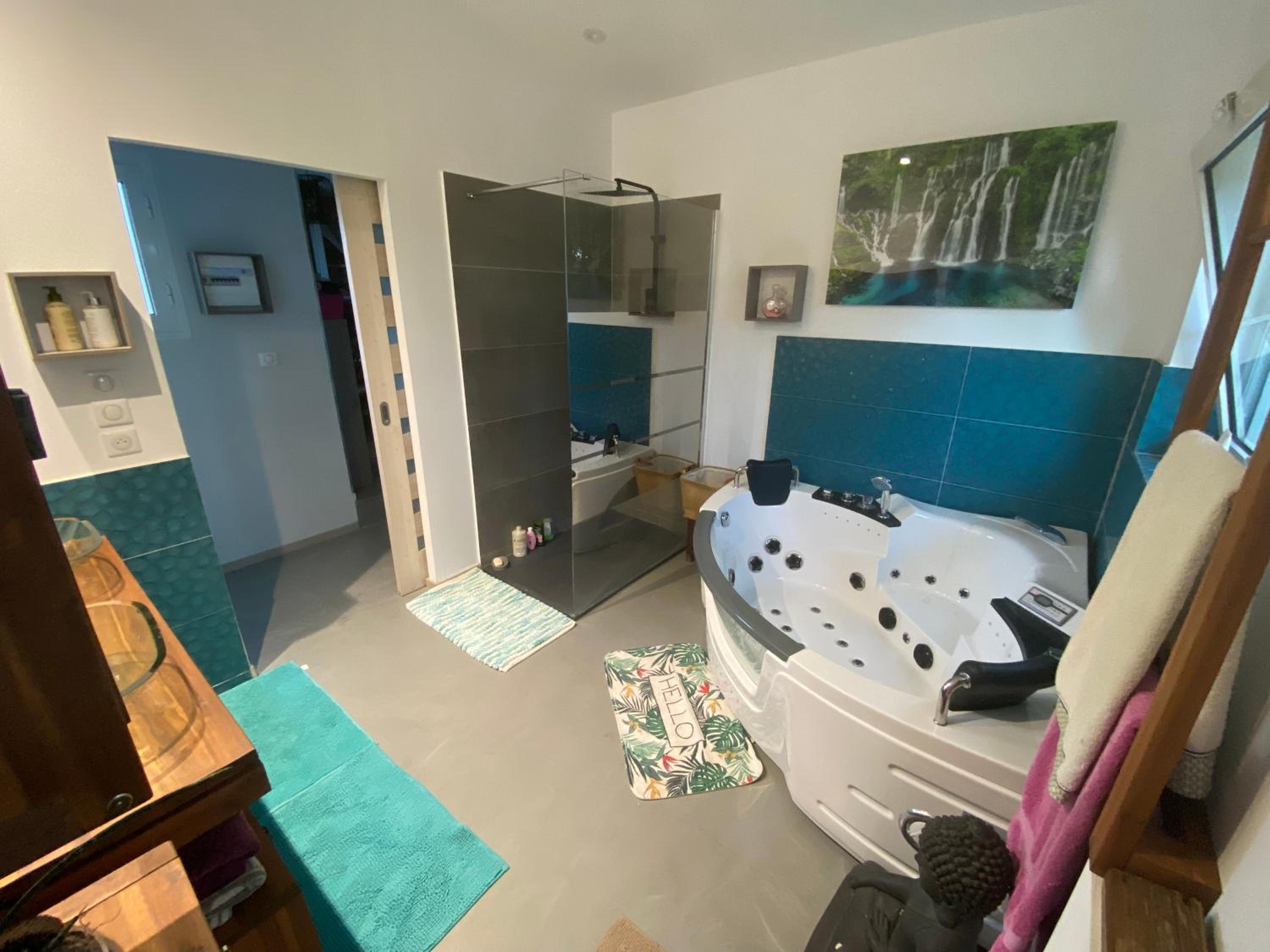 Villa photo 3