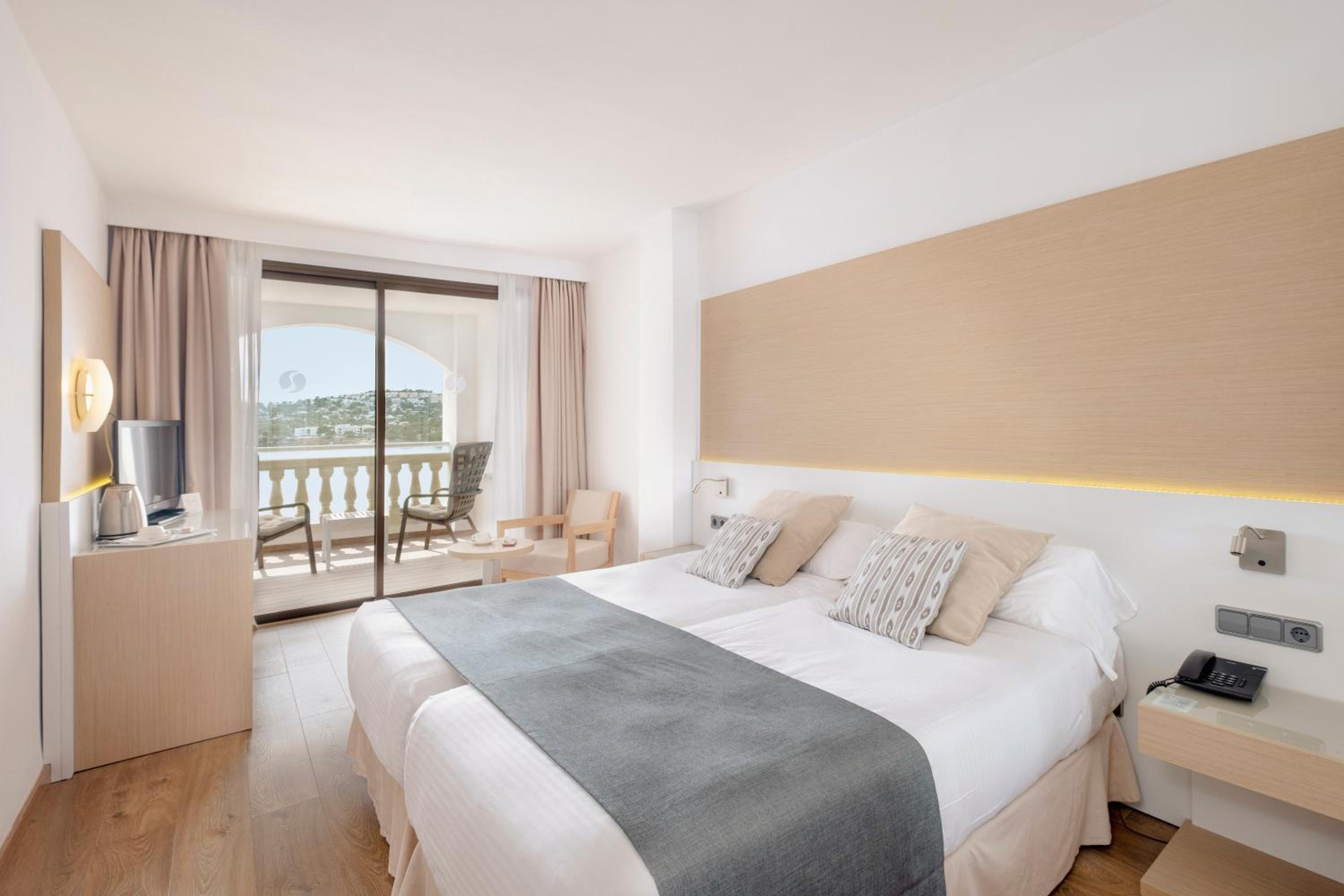 Habitación Doble con Vista al Mar