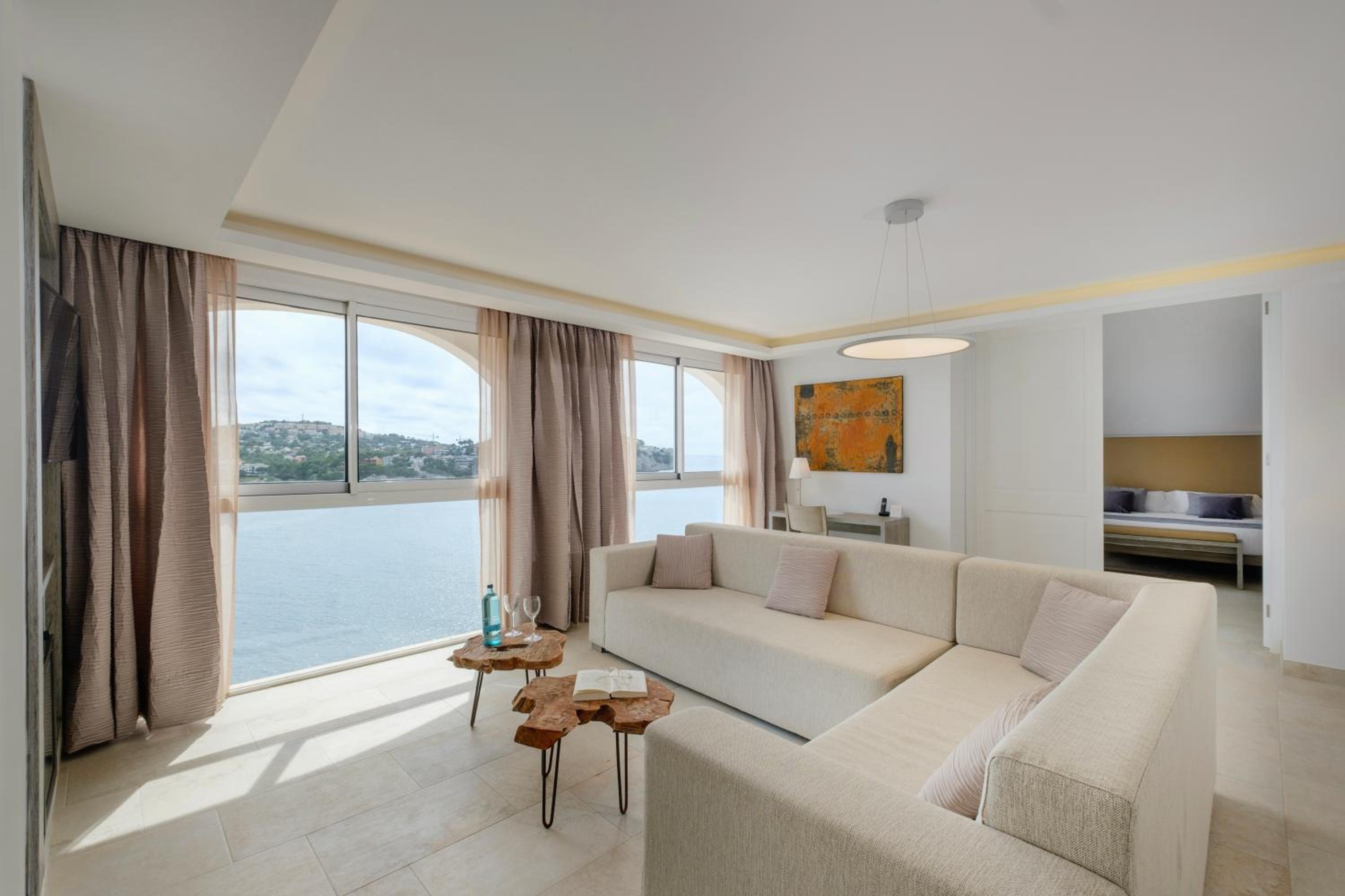 Apartamento de lujo con vista al mar