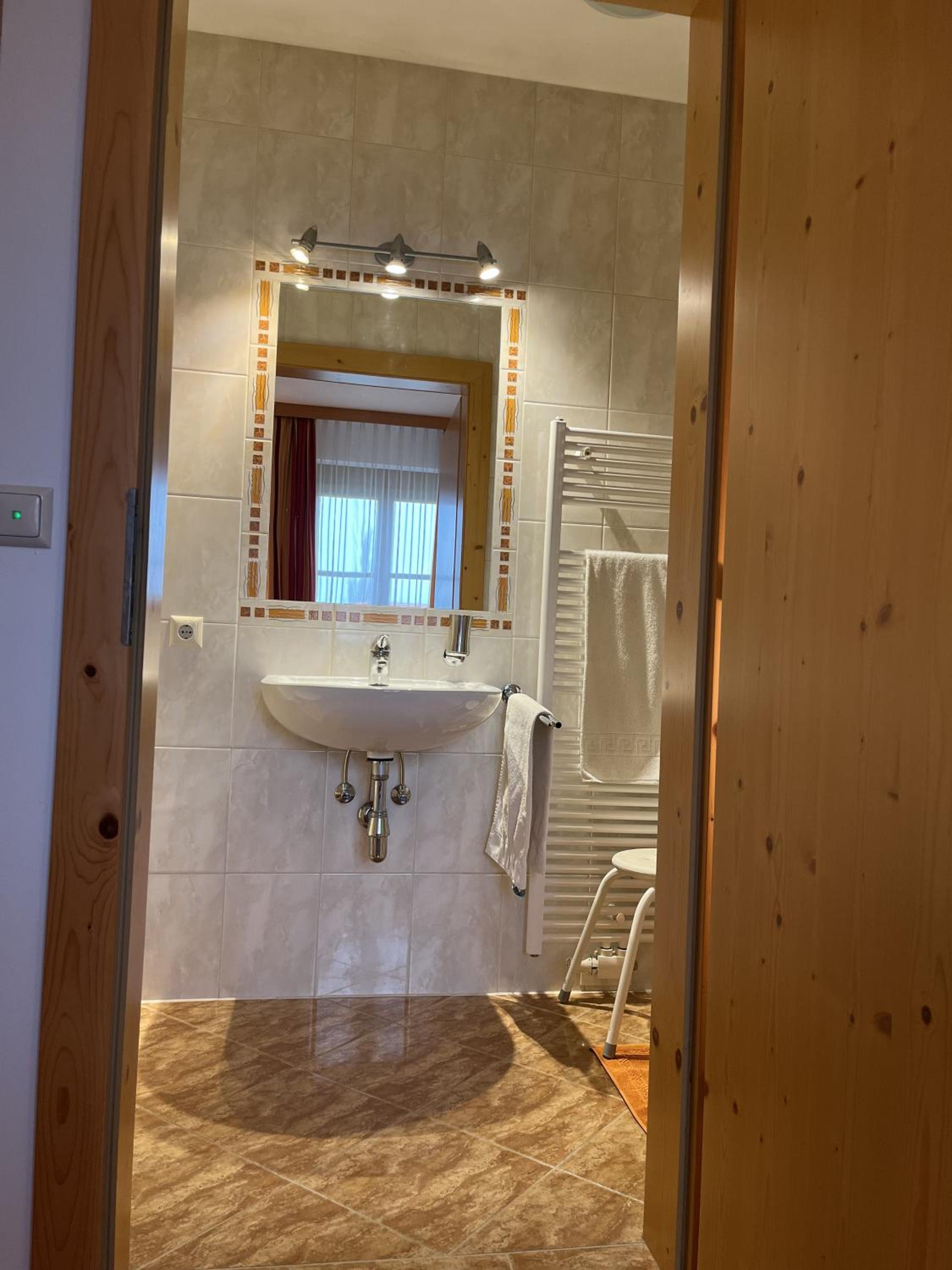 Single Room photo 2