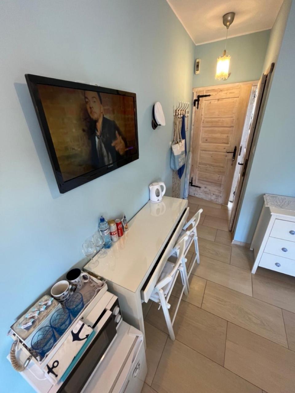 Double Room with Private Bathroom photo 2