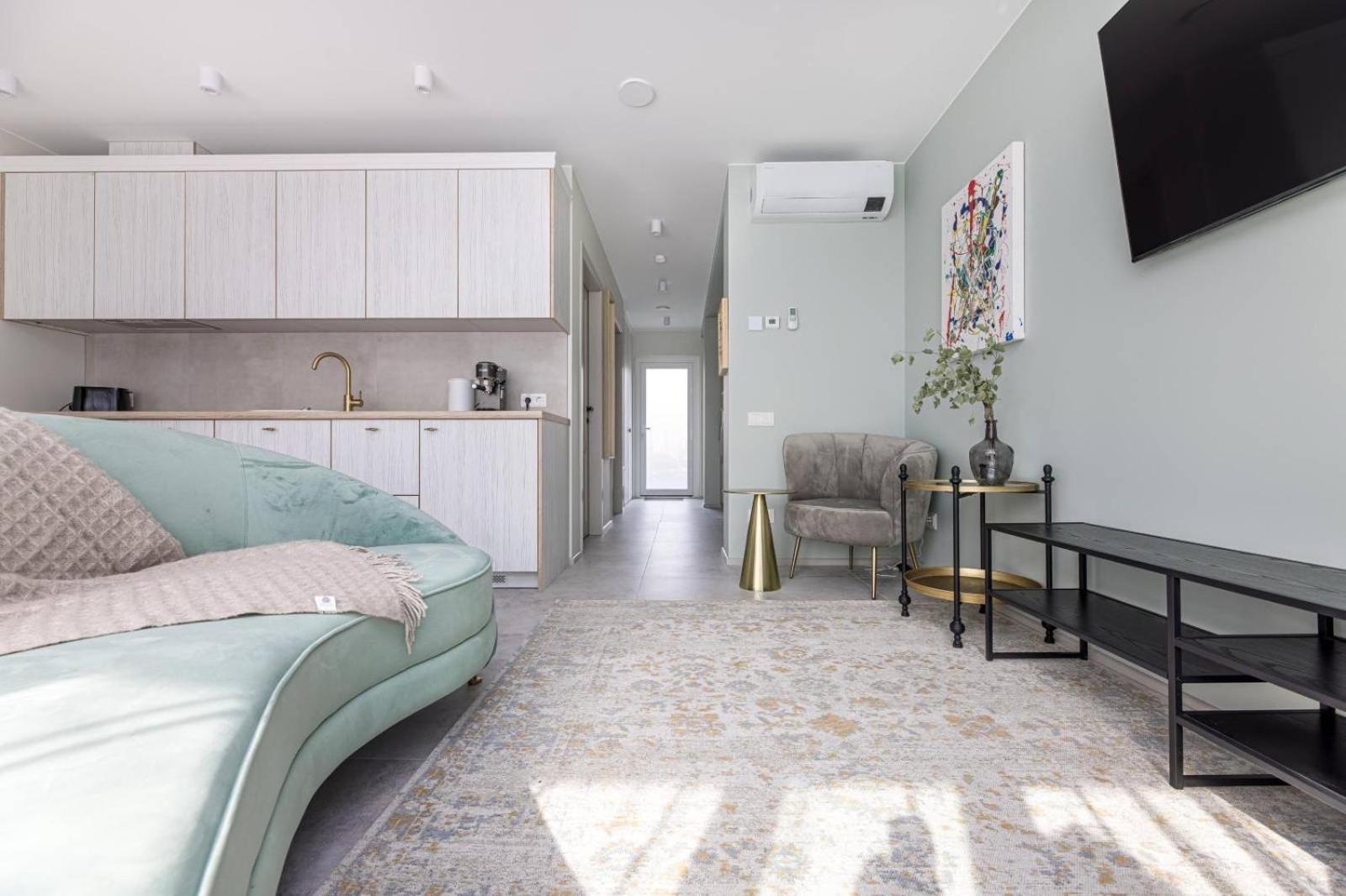Double Room (1 Adult + 1 Child) photo 3