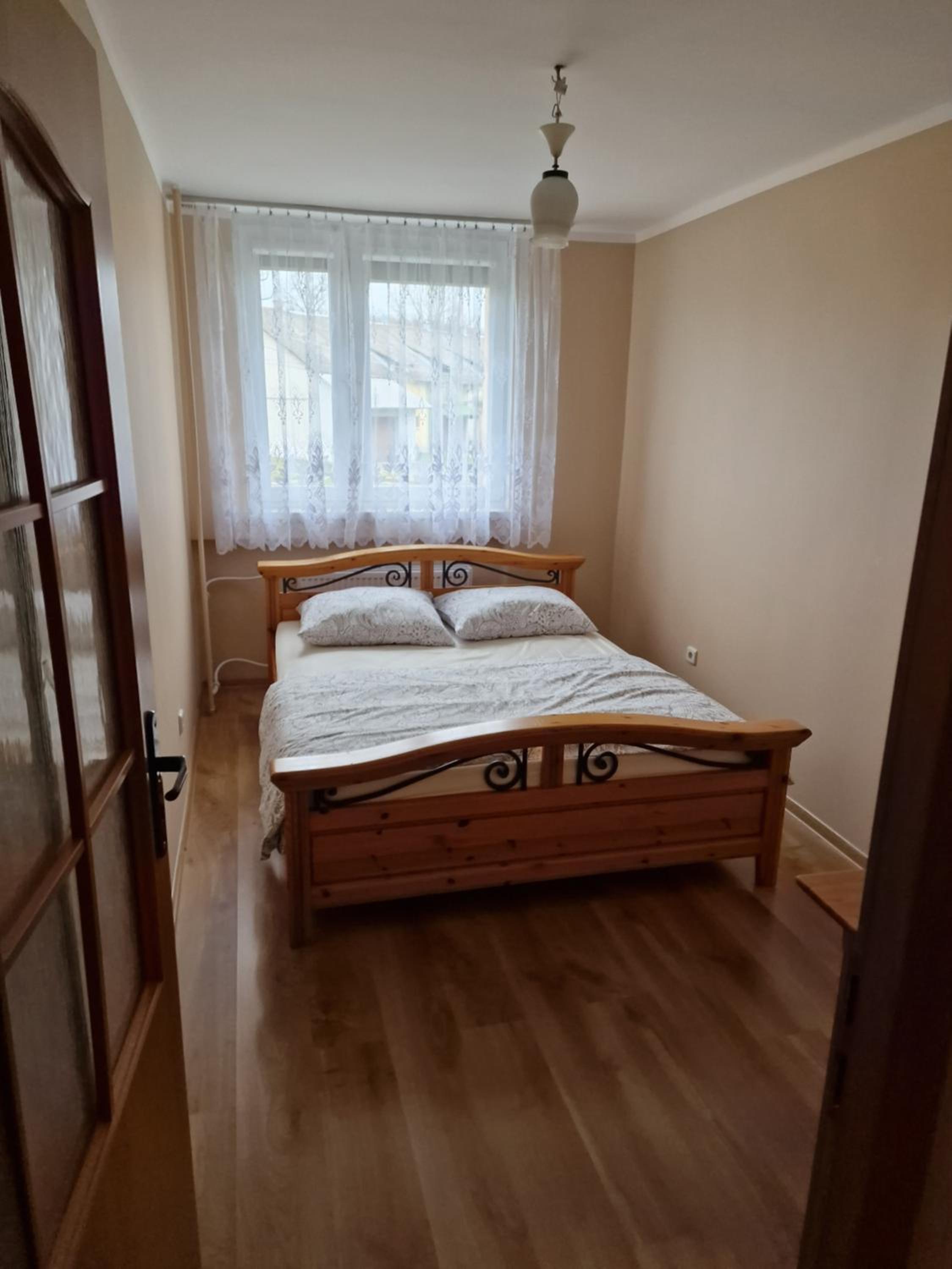 Two-Bedroom Apartment - Photo 5