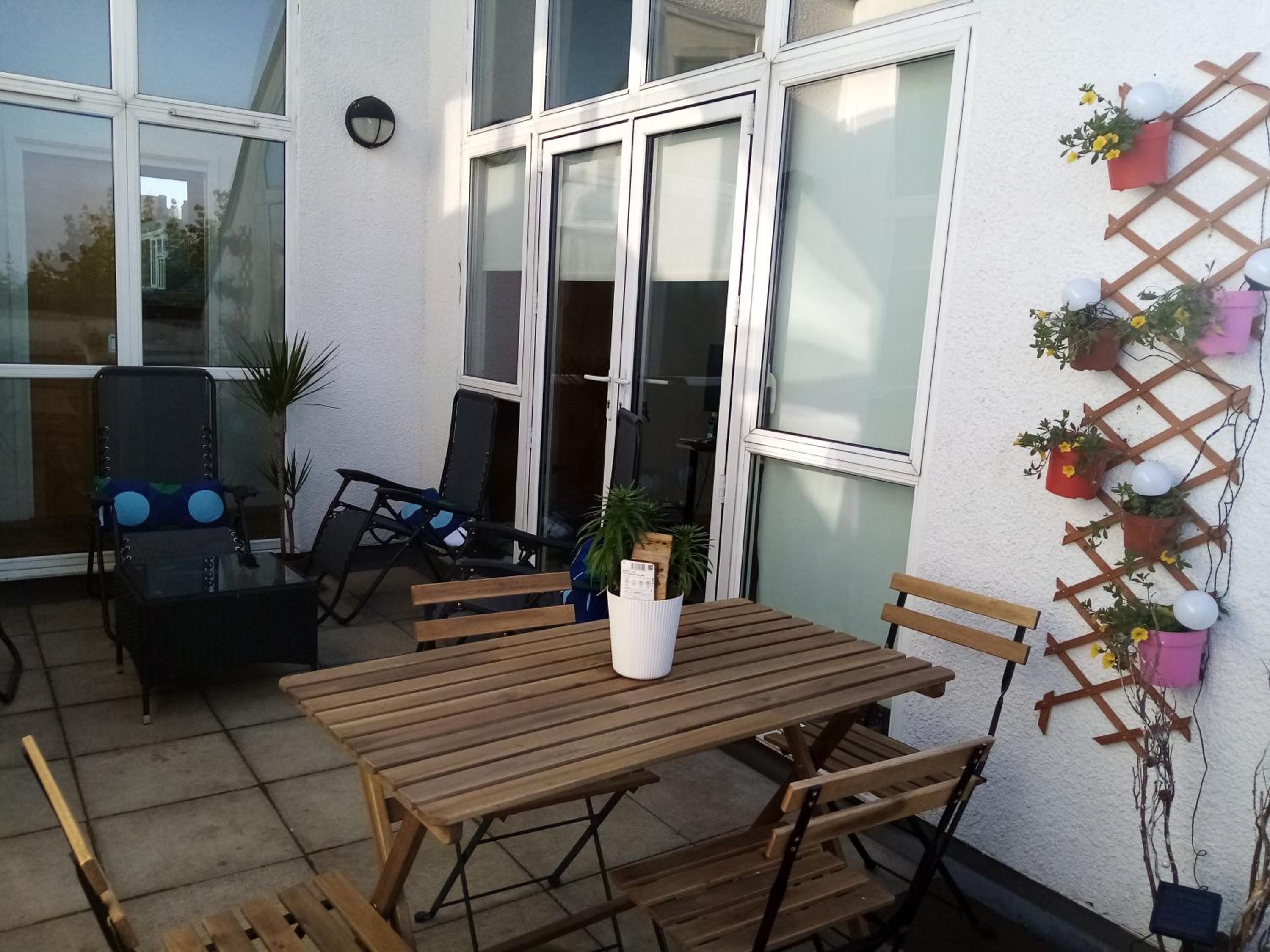 King Suite with Balcony photo 1