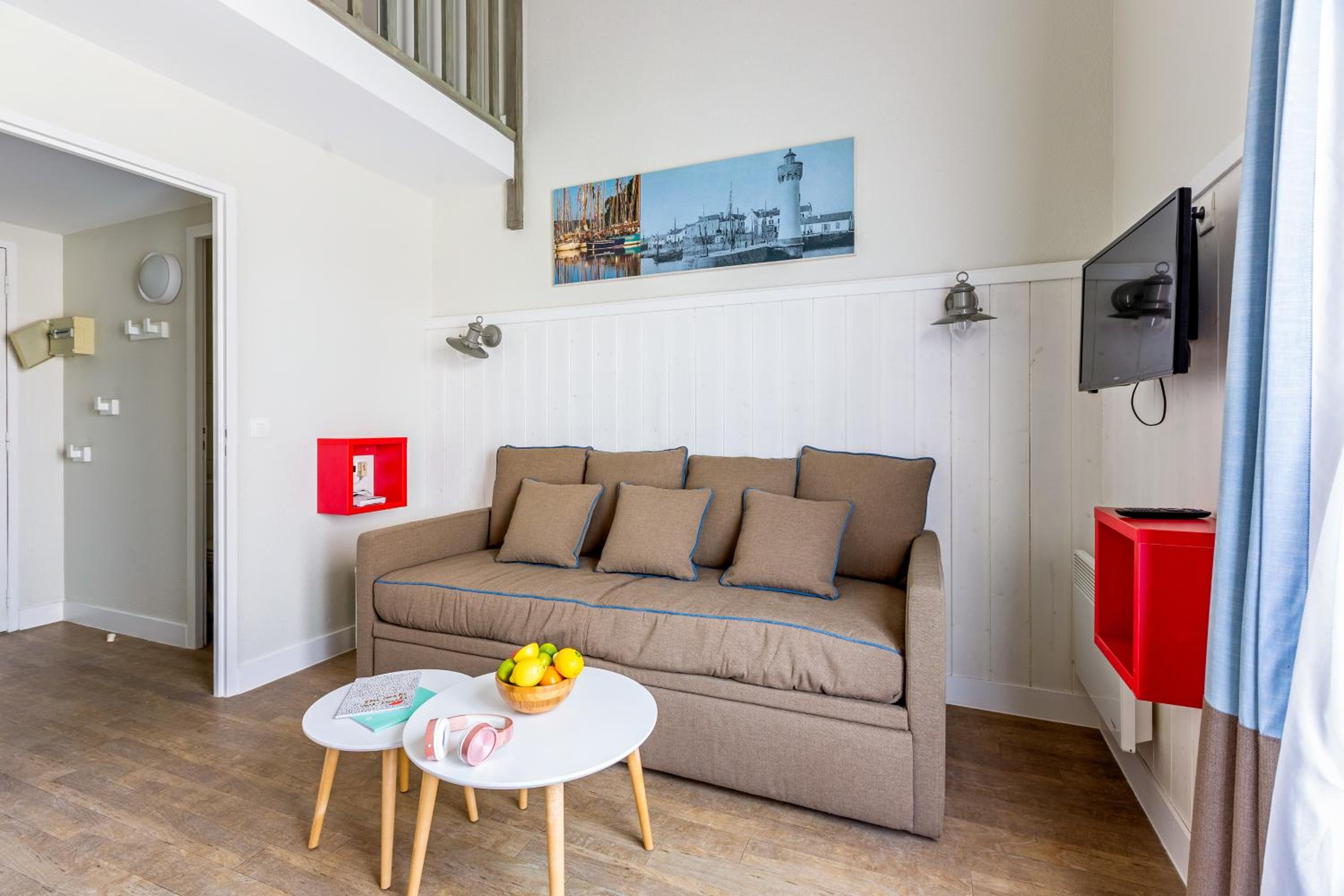 Studio with Mezzanine or Sleeping Alcove (4 People) photo 1