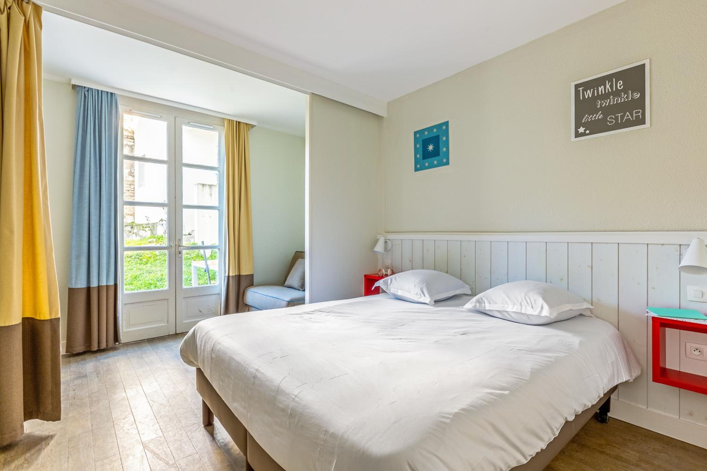 One-Bedroom Apartment with Terrace or Balcony (4 People)  photo 1