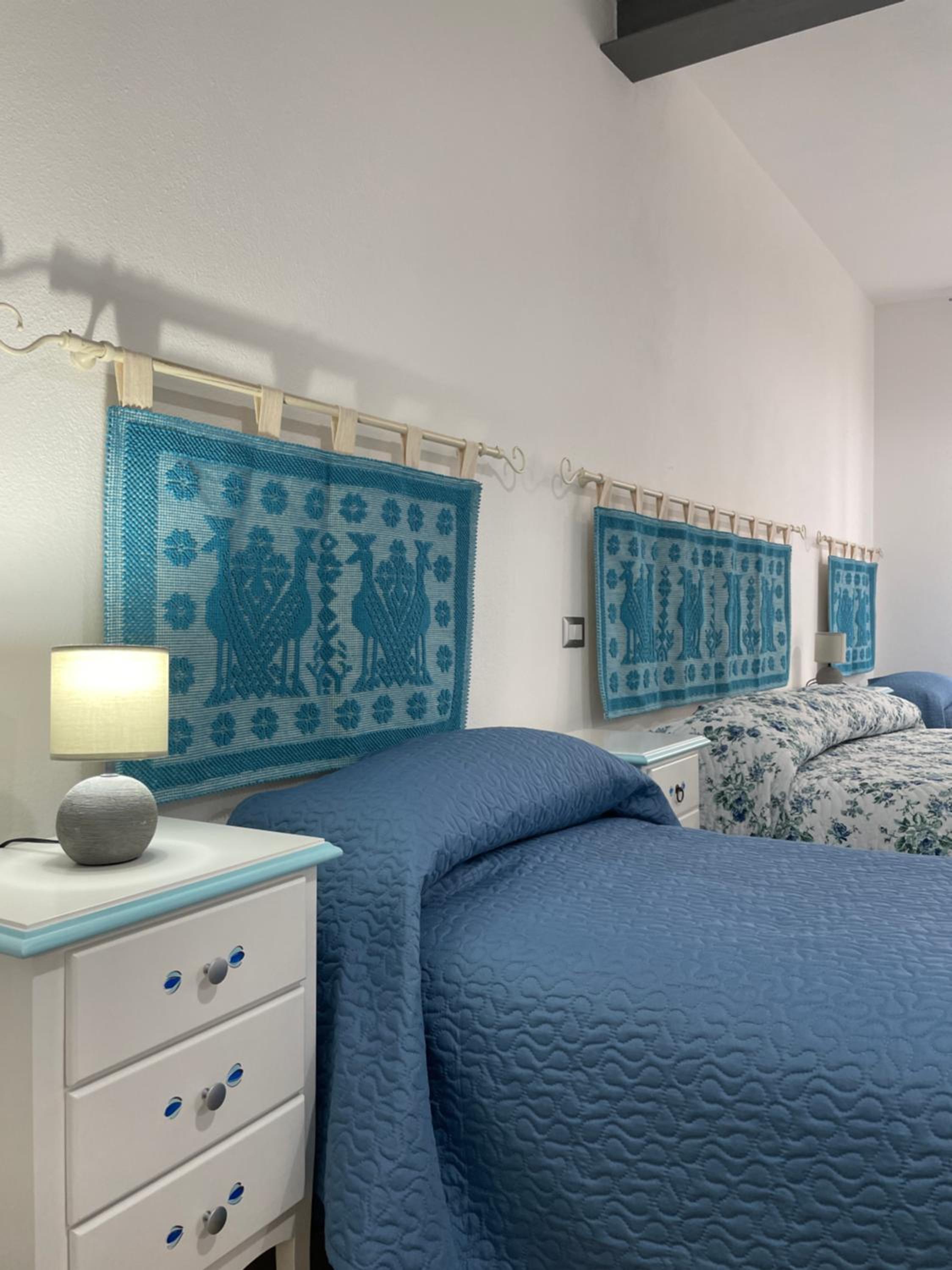 Quadruple Room with Private Bathroom photo 1