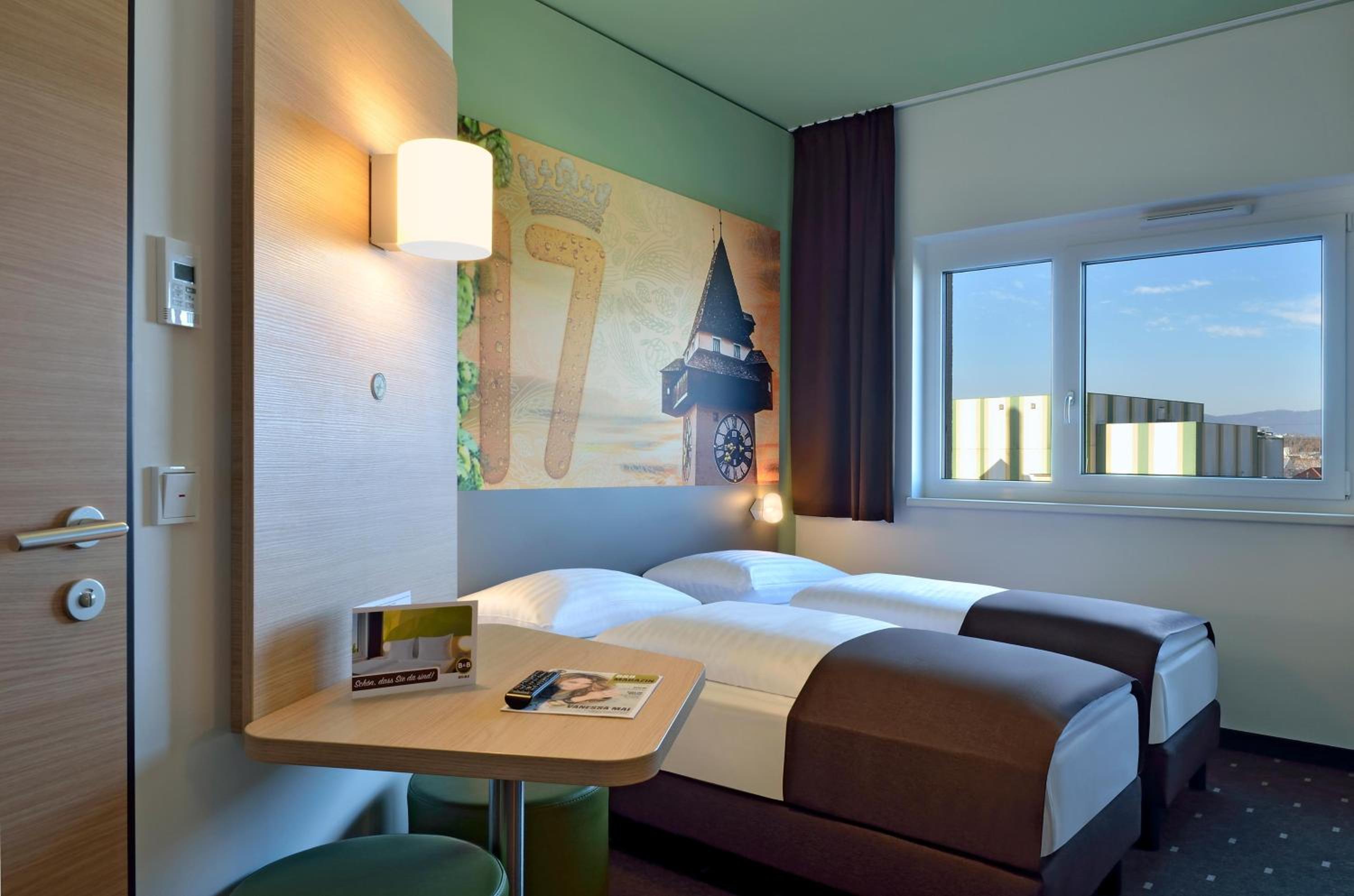 Twin Room - Photo 3
