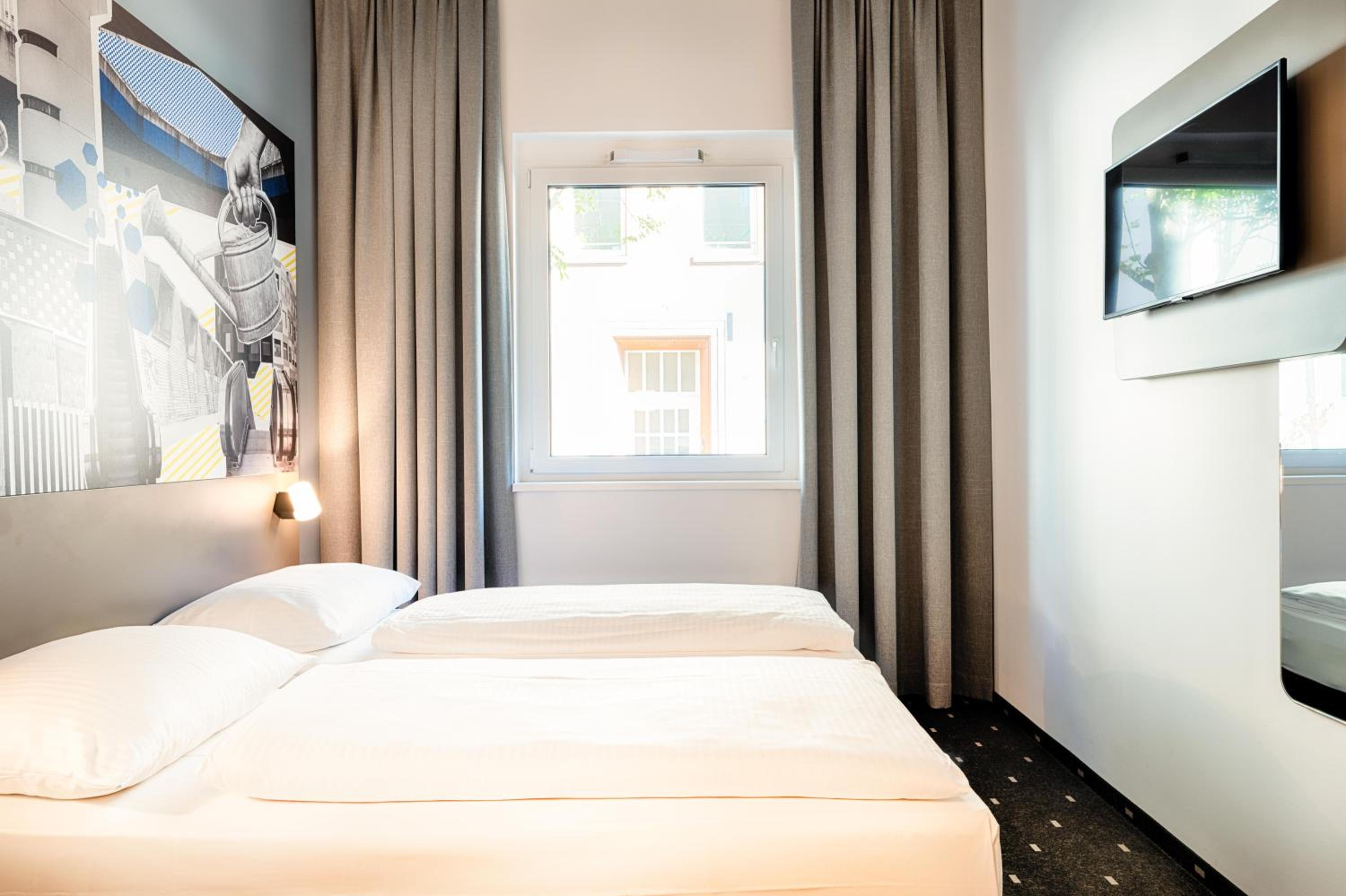 Twin Room - Photo 4