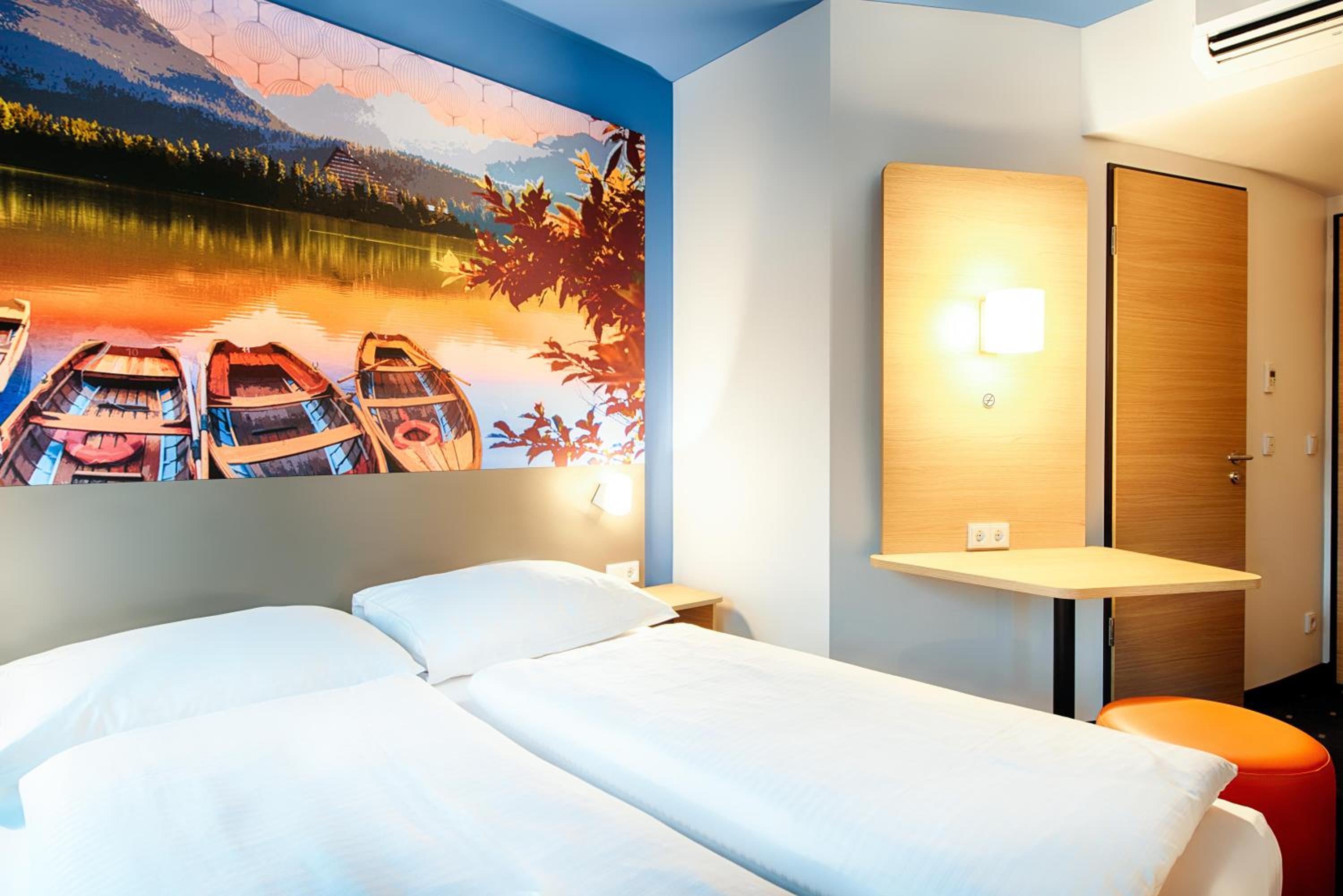 Double Room - Photo 5