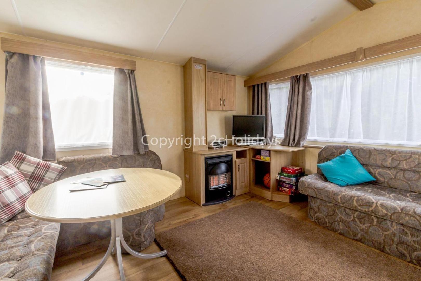 Mobile Home photo 2
