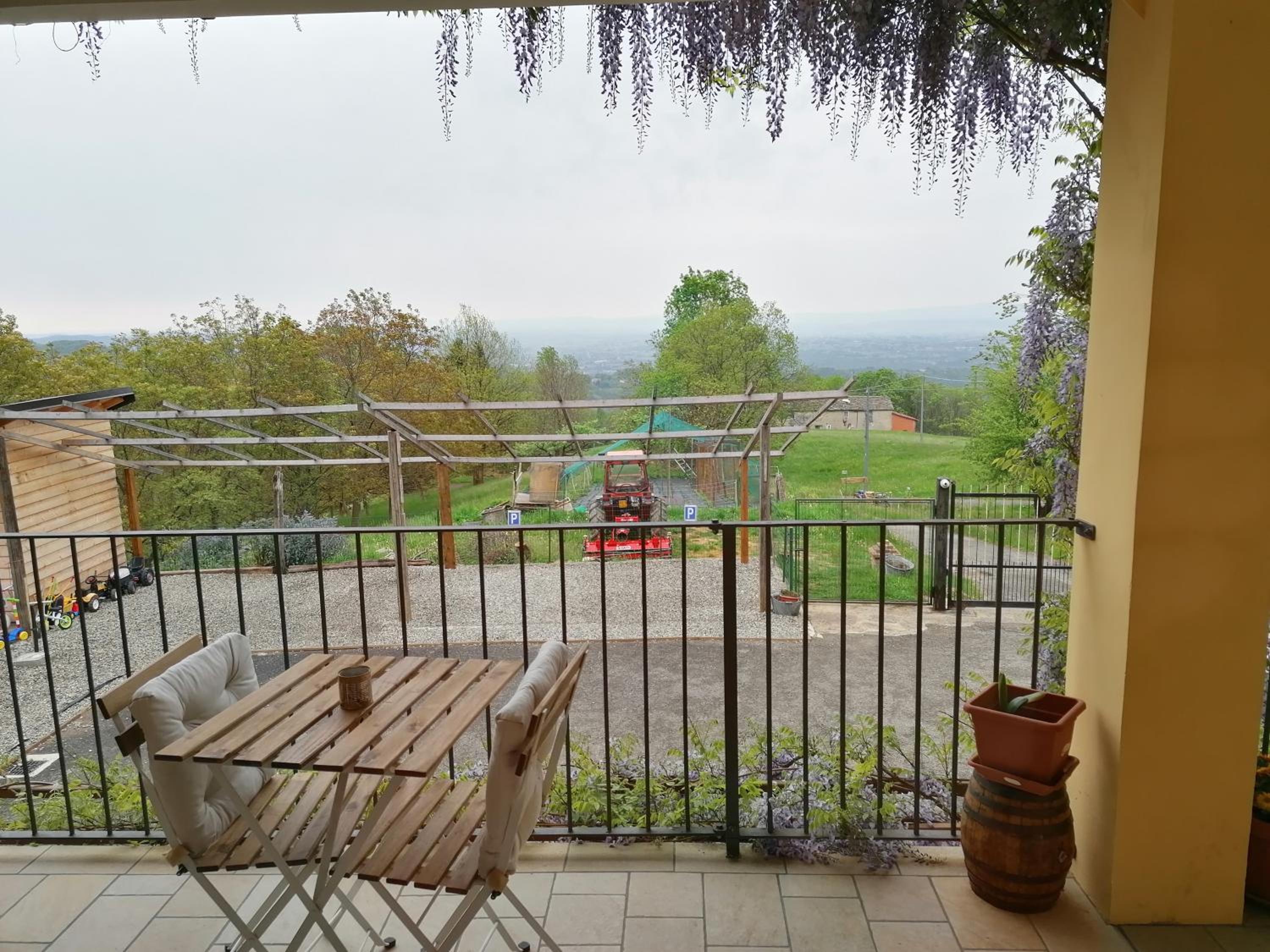 Double Room with Balcony - Photo 2