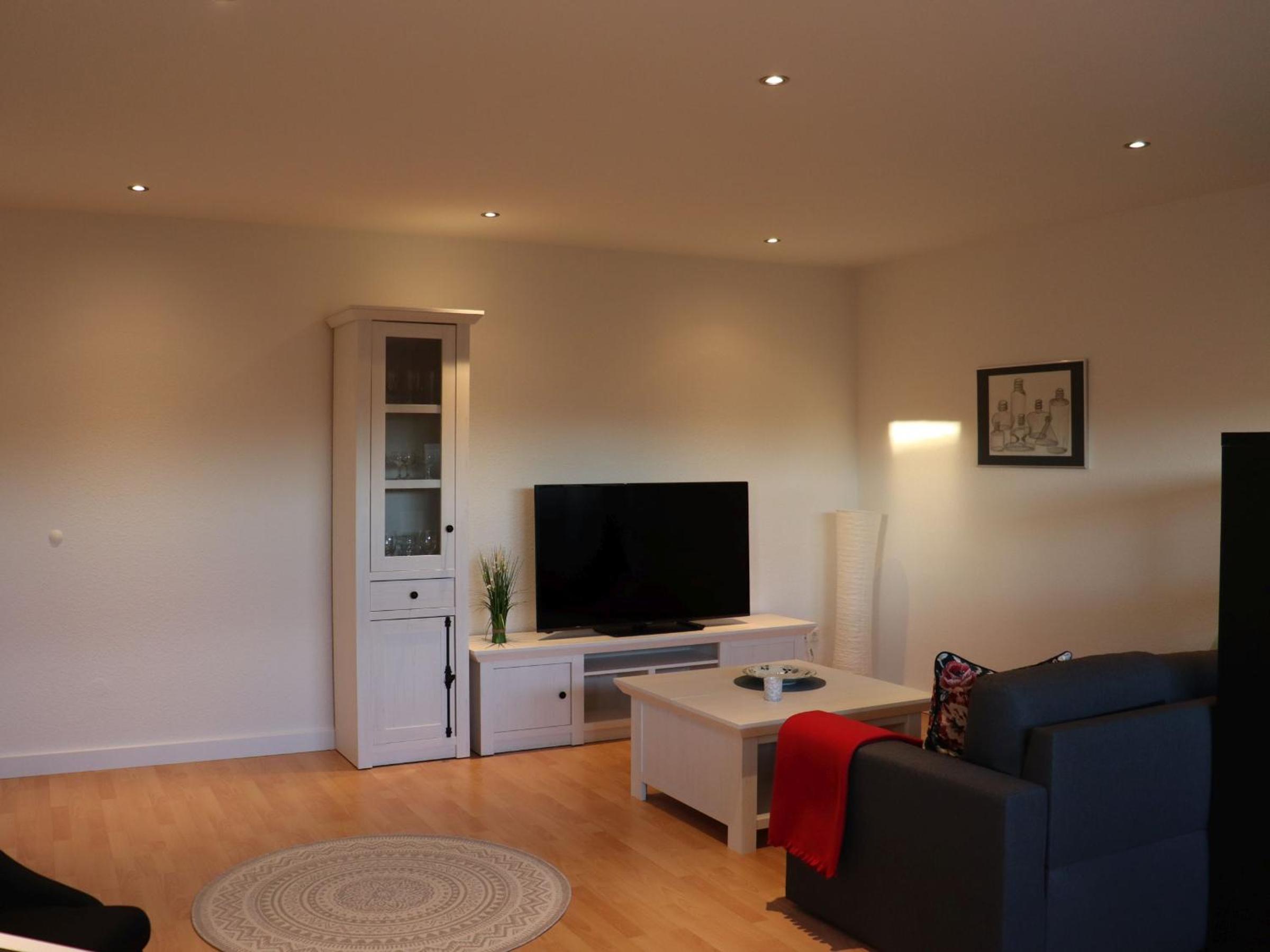 One-Bedroom Apartment with Garden View photo 3