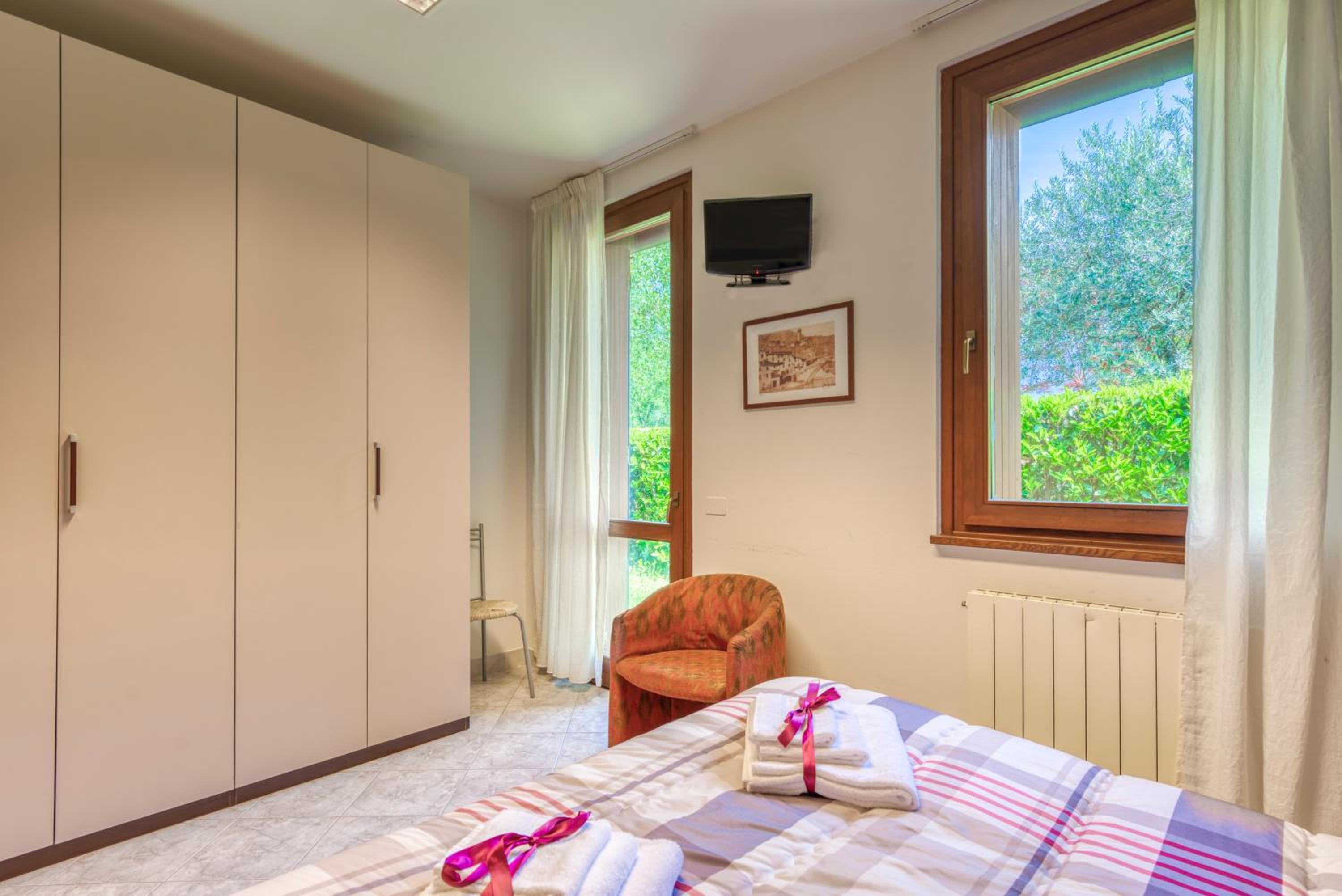 Deluxe Family Room - Photo 4