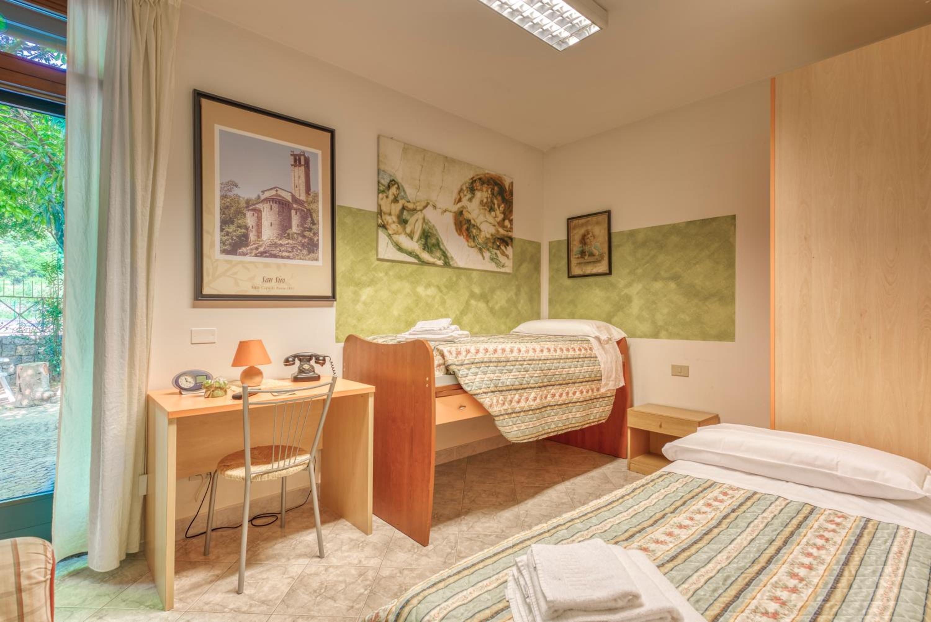 Deluxe Family Room - Photo 3