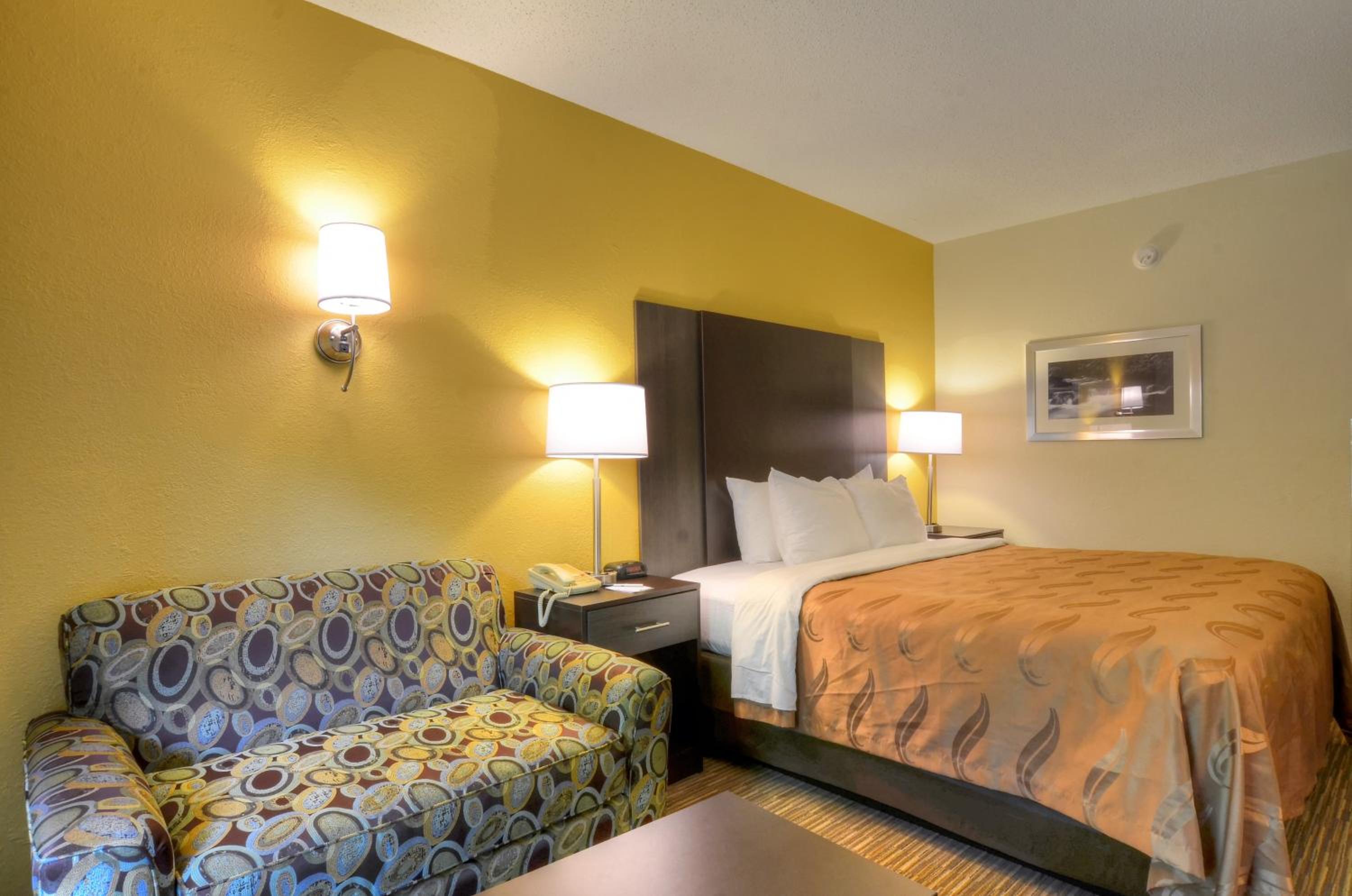 Quality Inn Cherokee Riverside