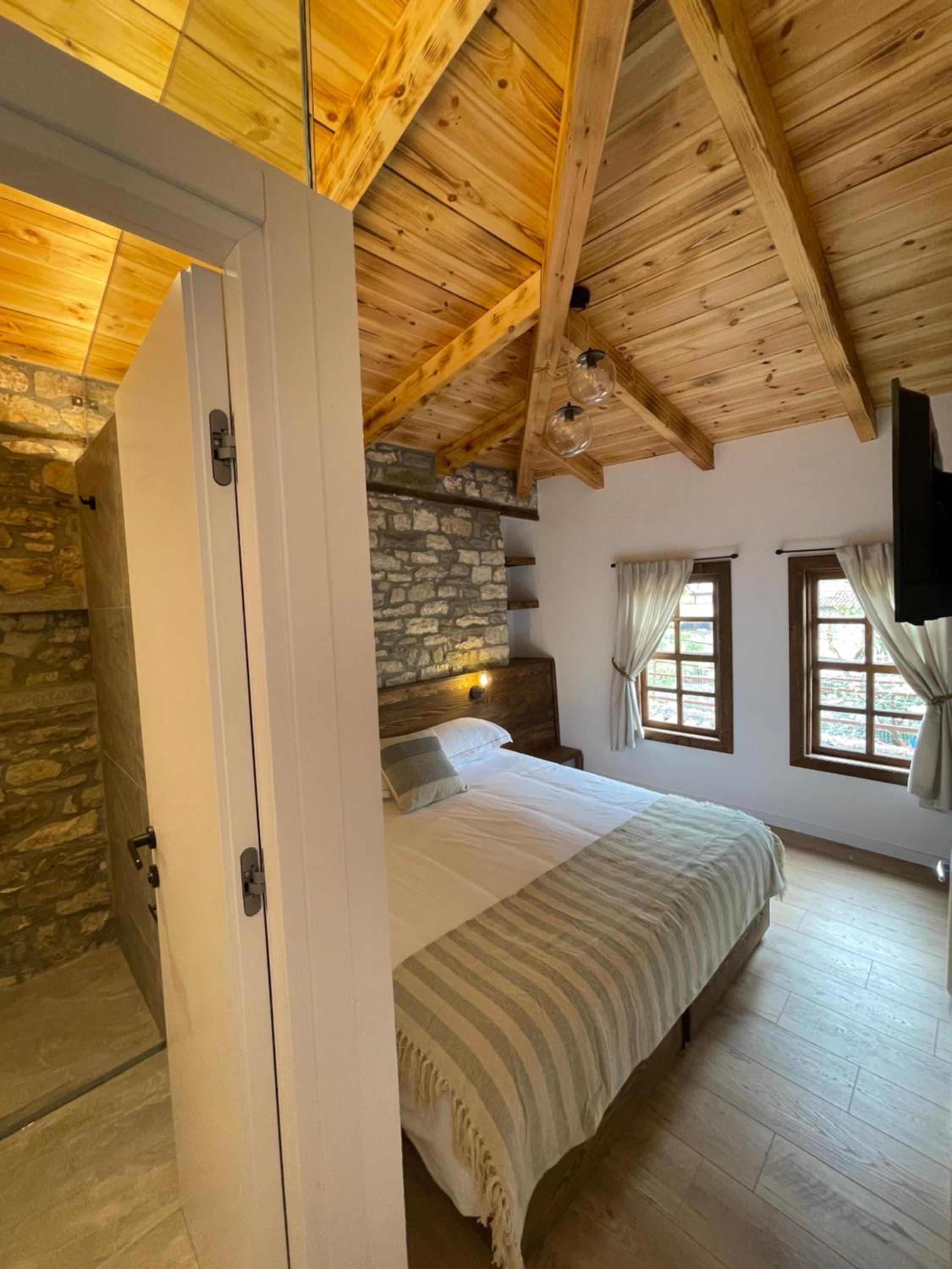 Double or Twin Room with Extra Bed