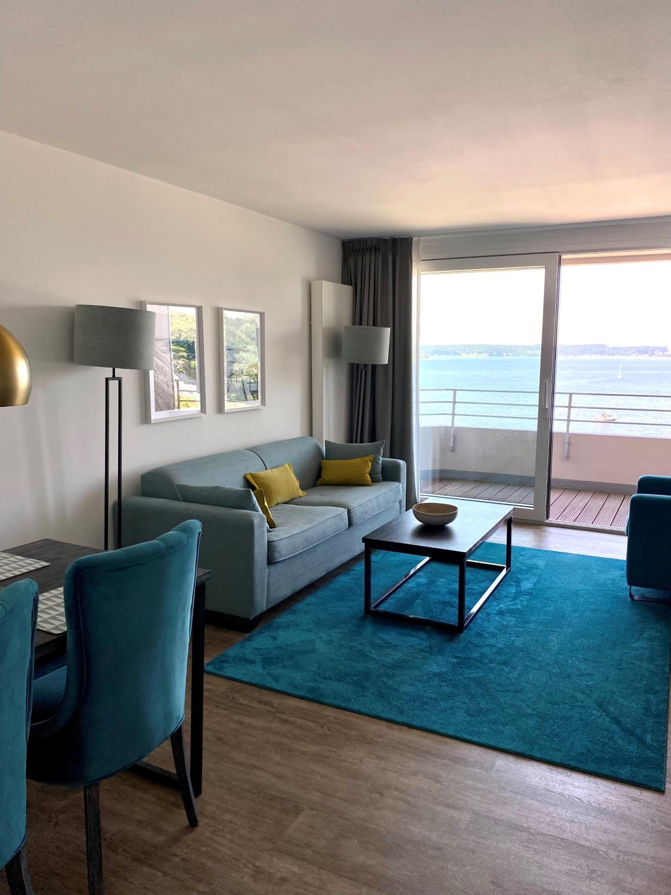 Apartment - Sea Side