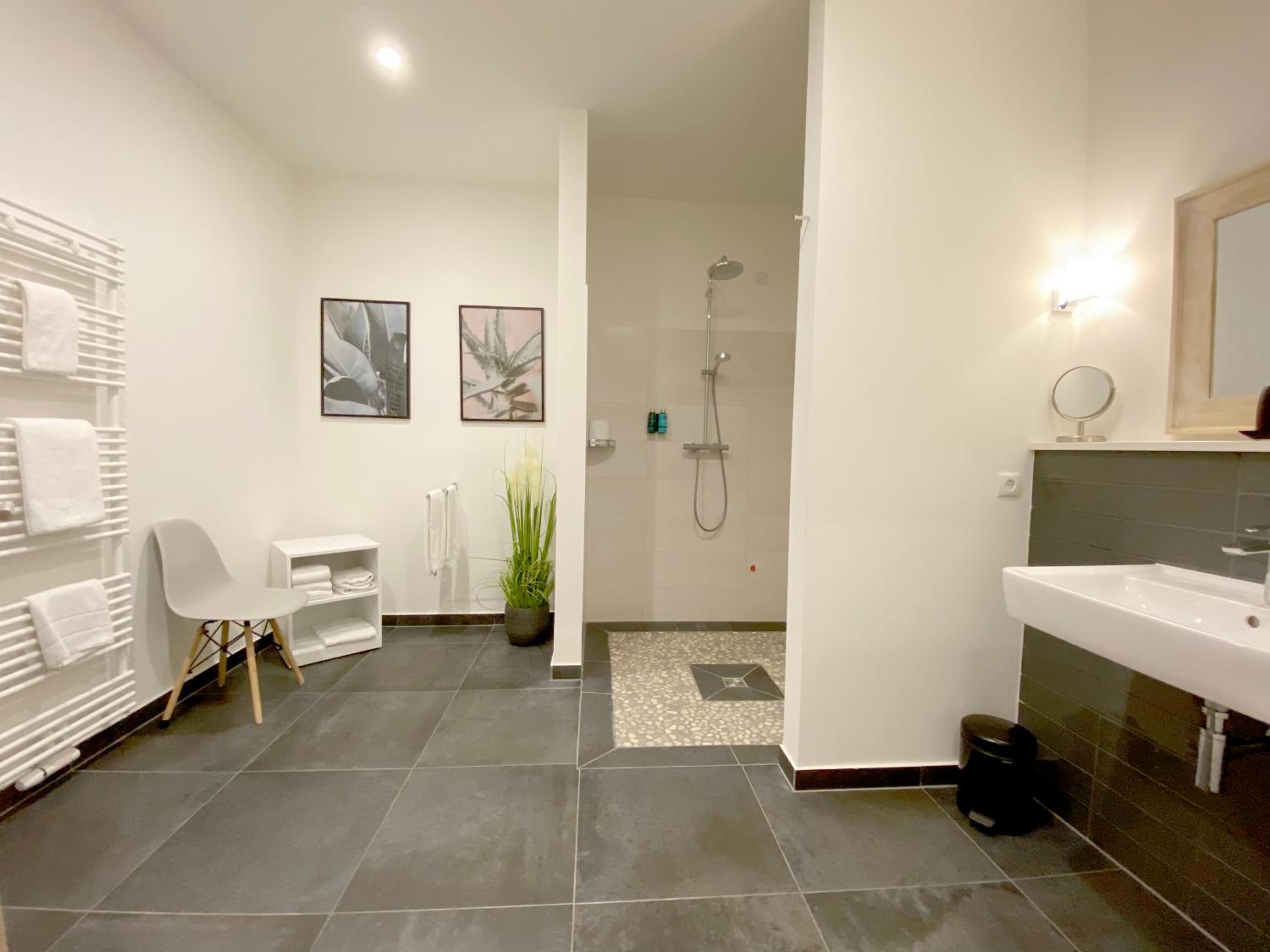 Comfort-Suite Landseite
