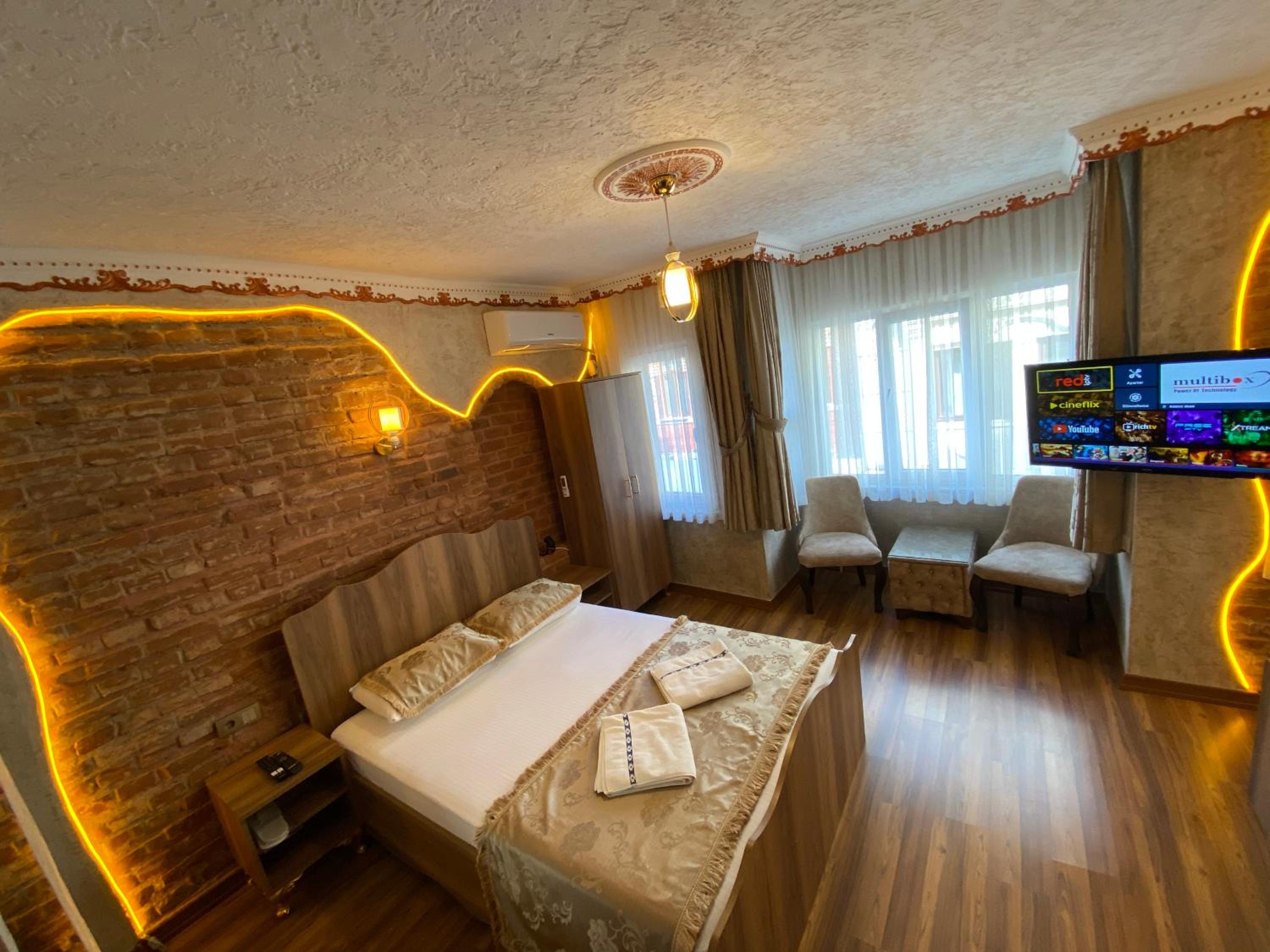 Standard Double Room photo 3