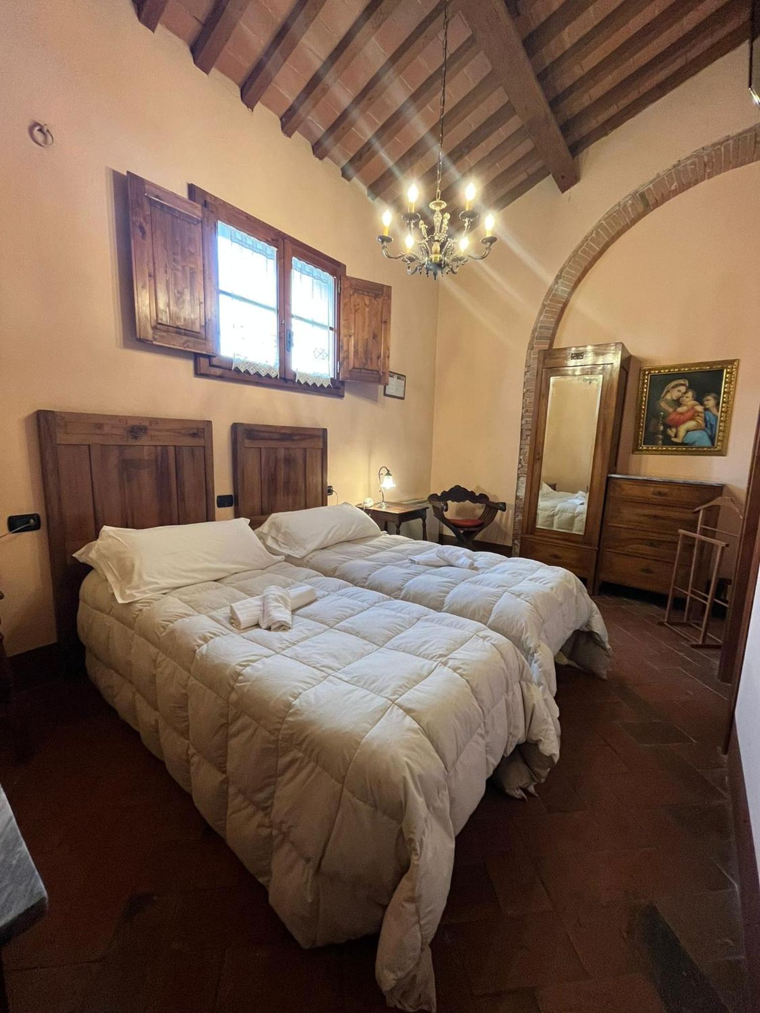 Economy Double Room - Photo 5