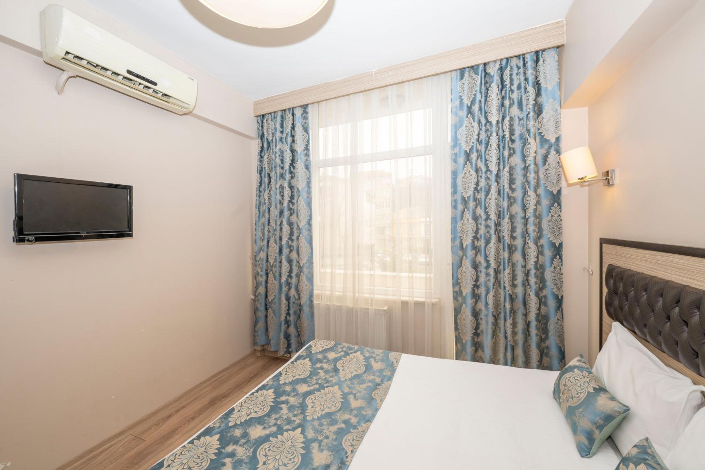 Superior Double Room photo 2