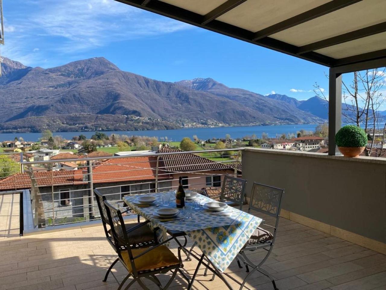 Two-Bedroom Apartment with Lake View (4 Adults) photo 2