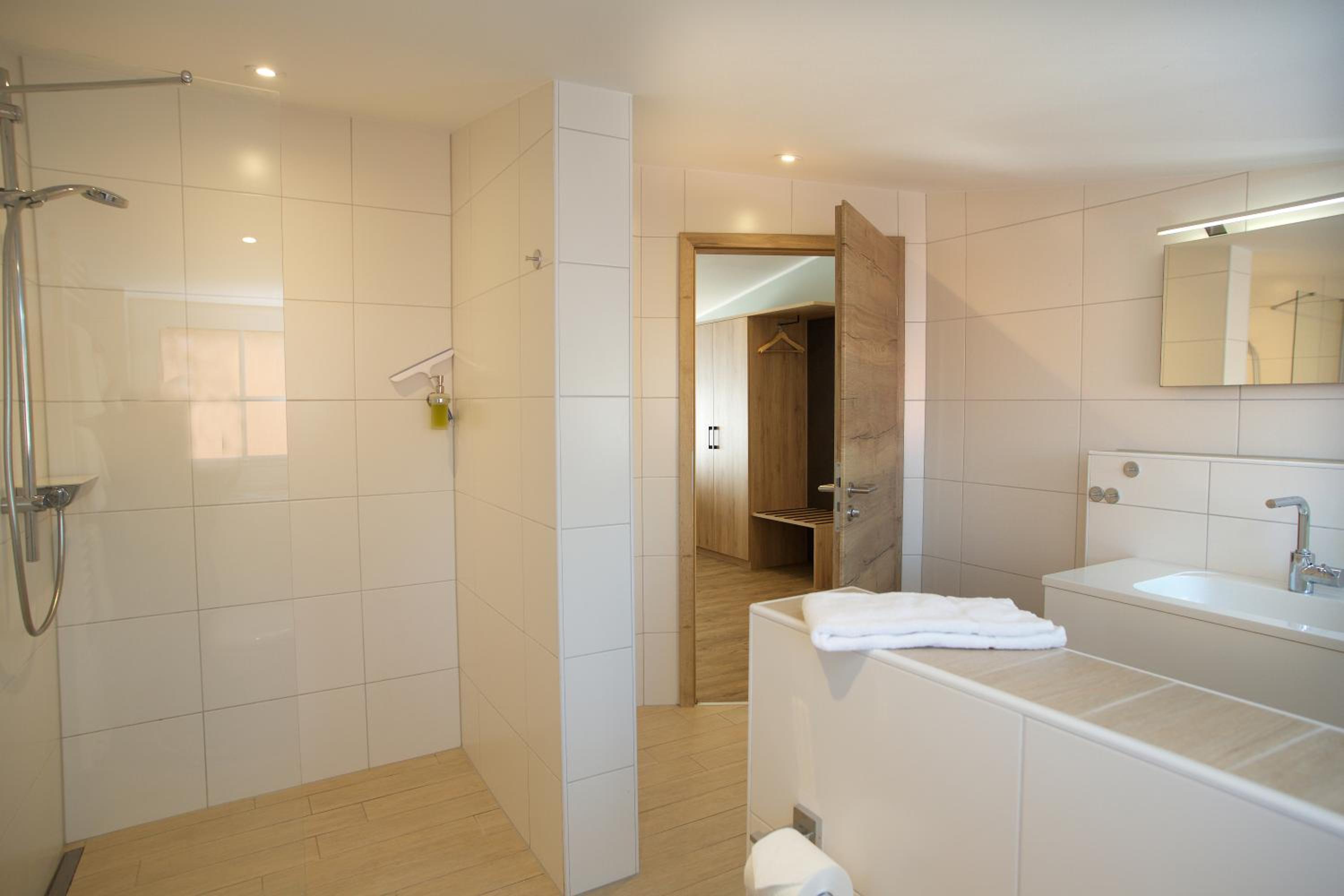 Superior Double Room - Photo 3