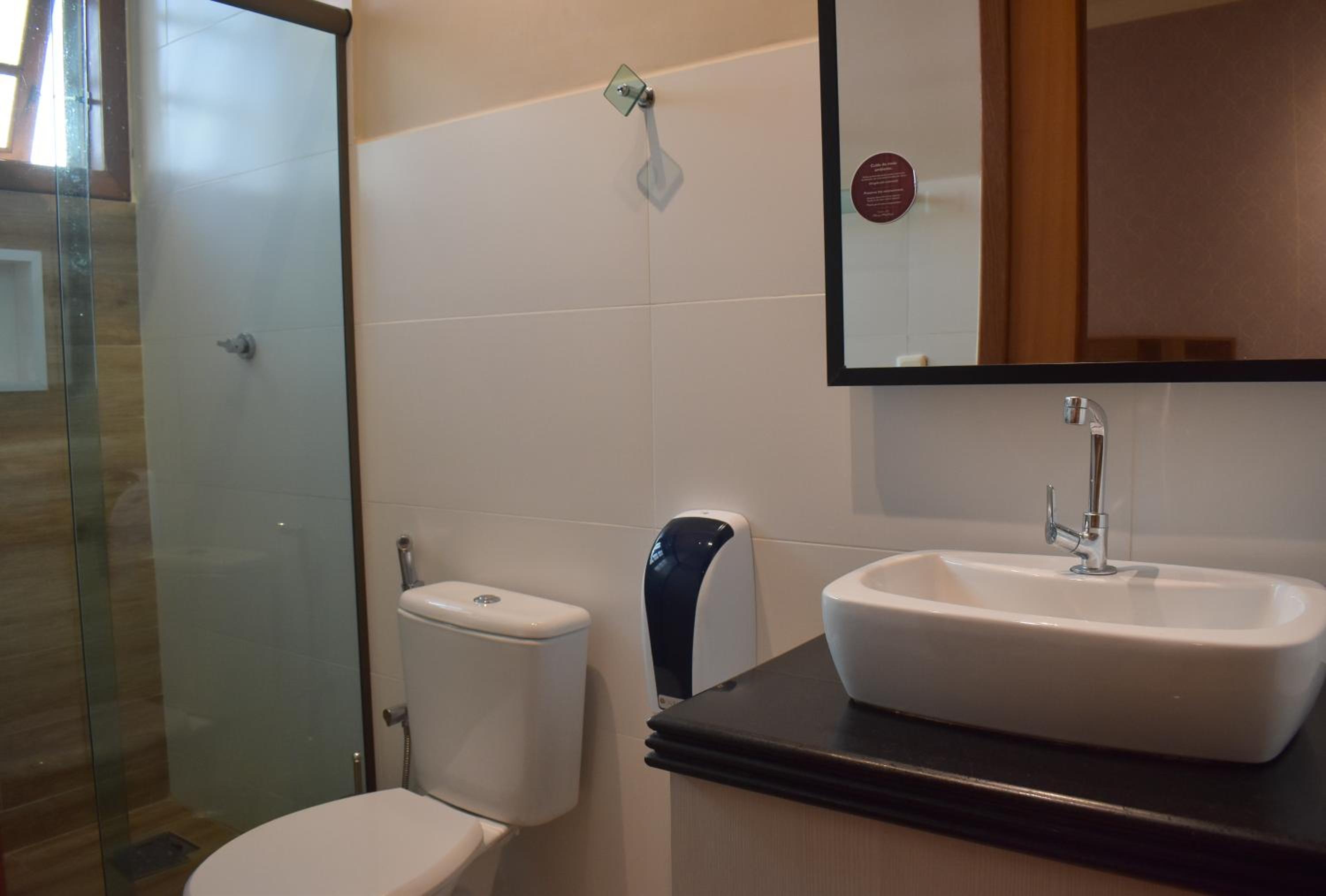 Standard Double Room - Photo 5