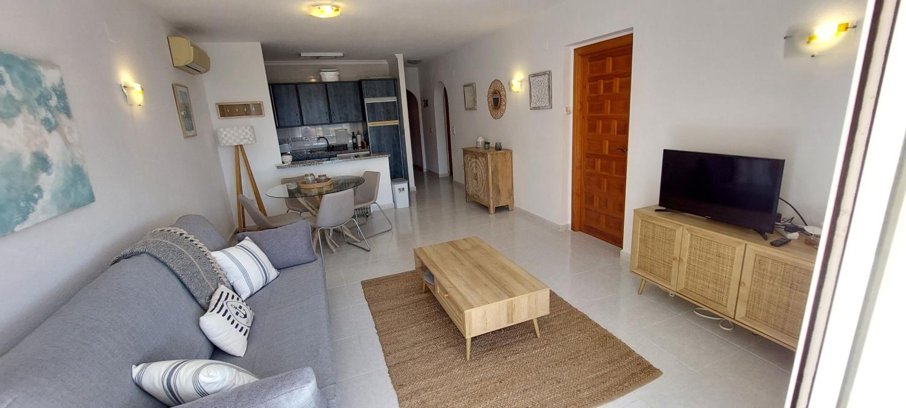 Three-Bedroom Apartment photo 2
