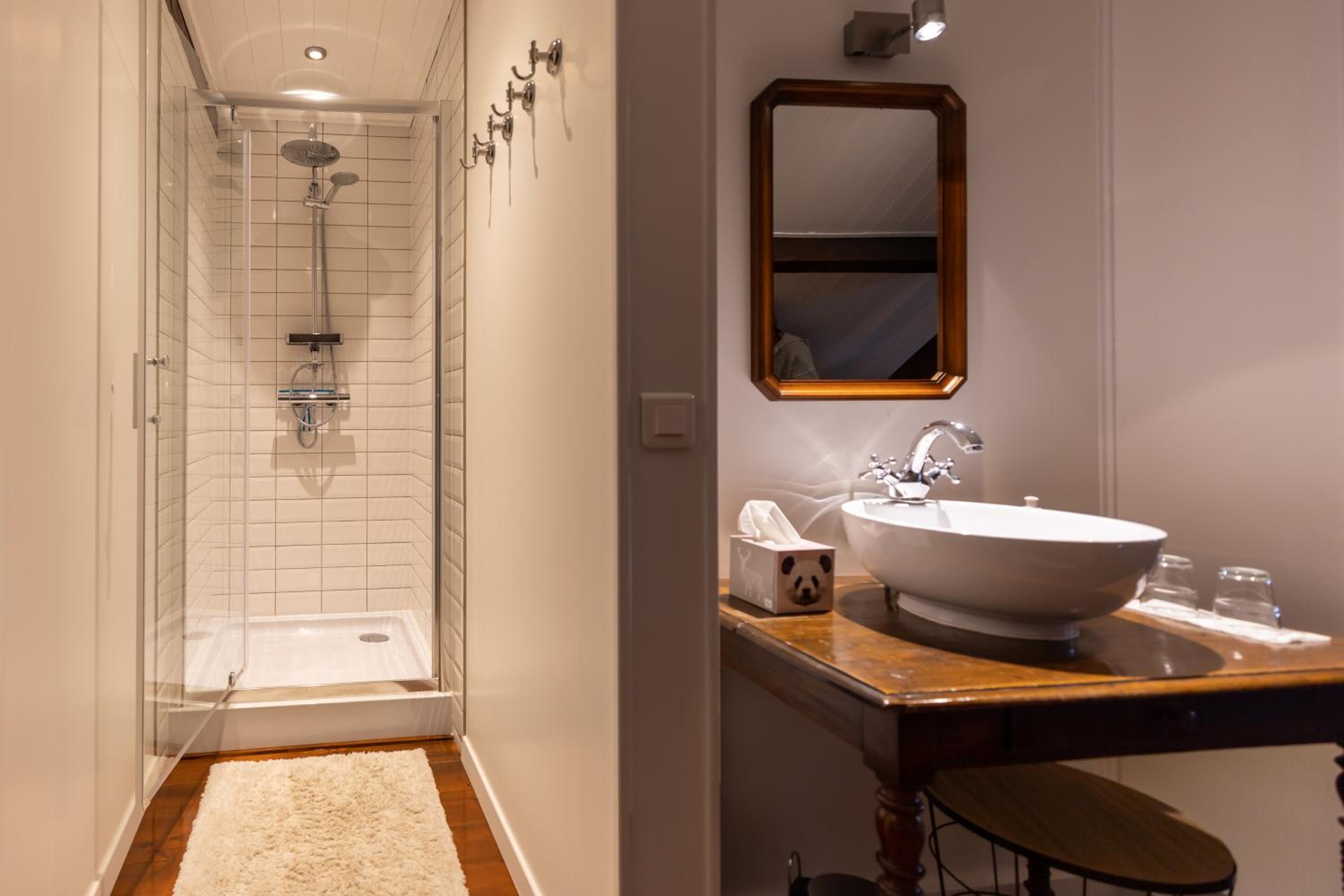 Double Room with Private Bathroom photo 1
