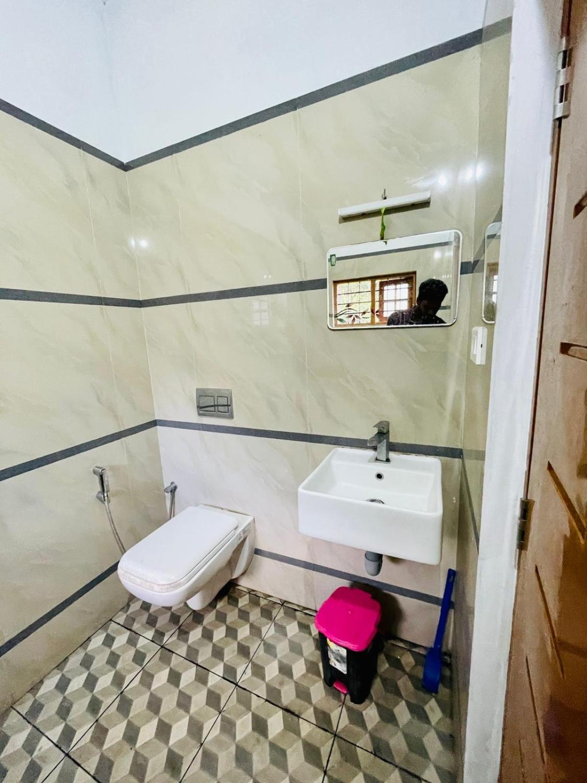 Three-Bedroom Villa photo 2