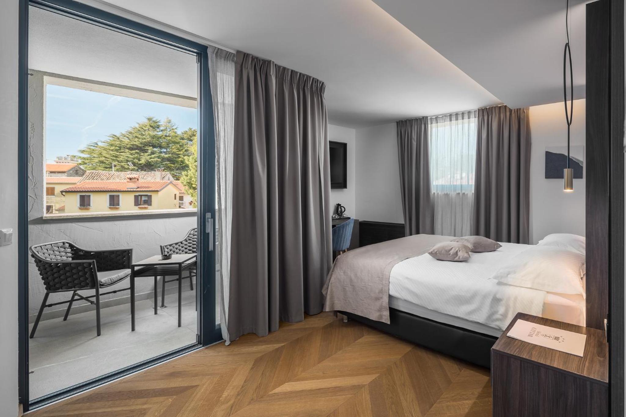 Superior Double Room with Balcony