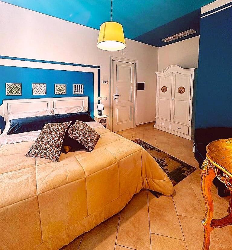 Standard Double Room - Photo 4