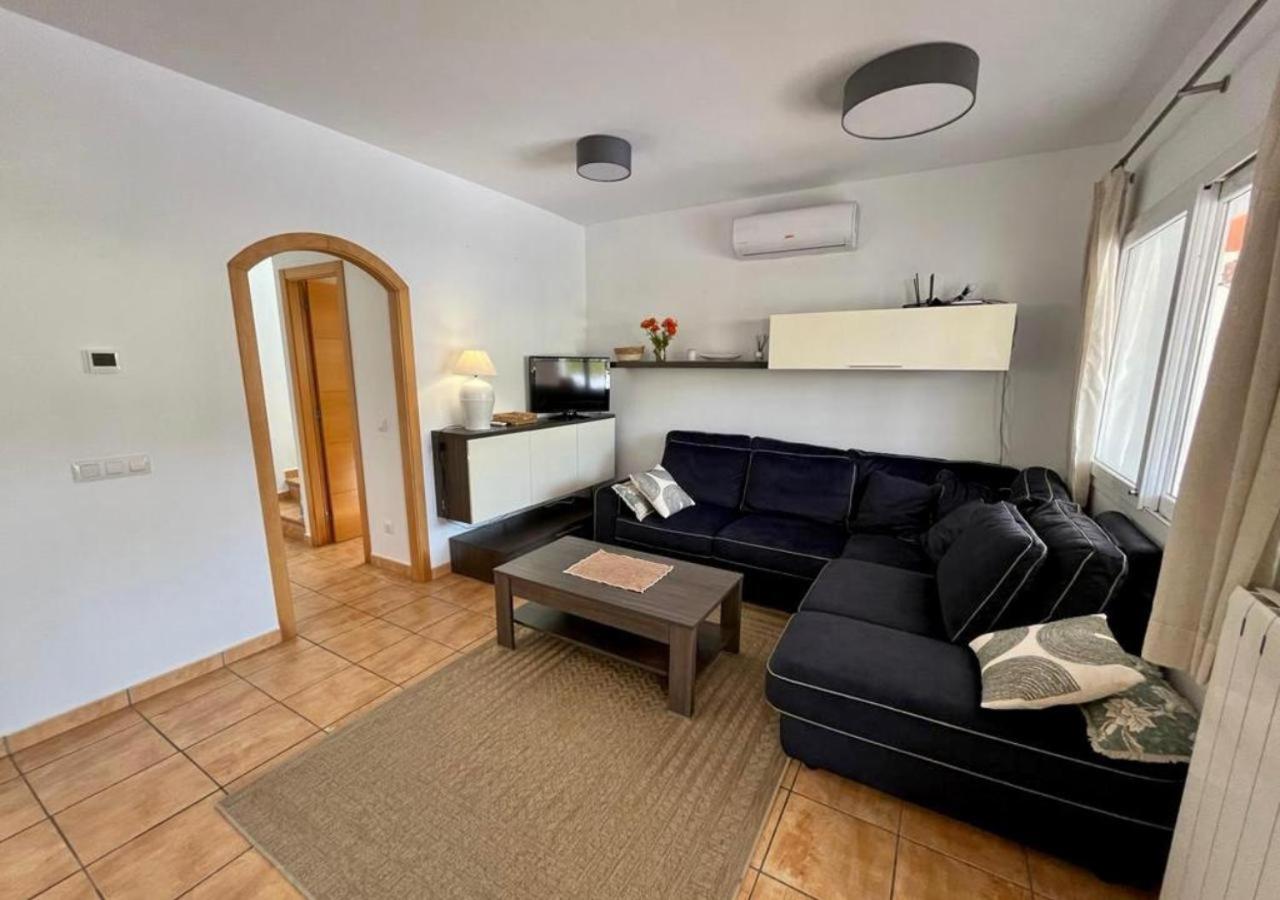 Villa de Tres Habitaciones