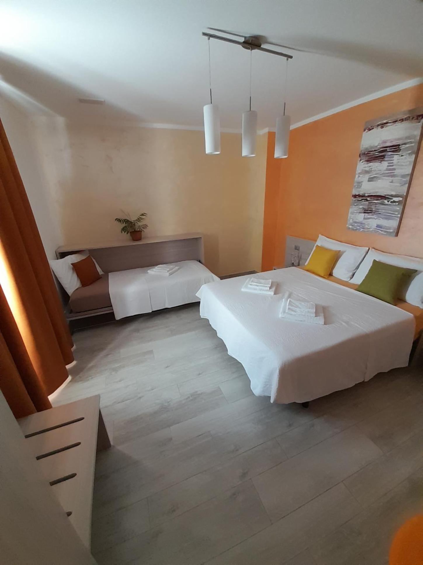 Double or Twin Room photo 2